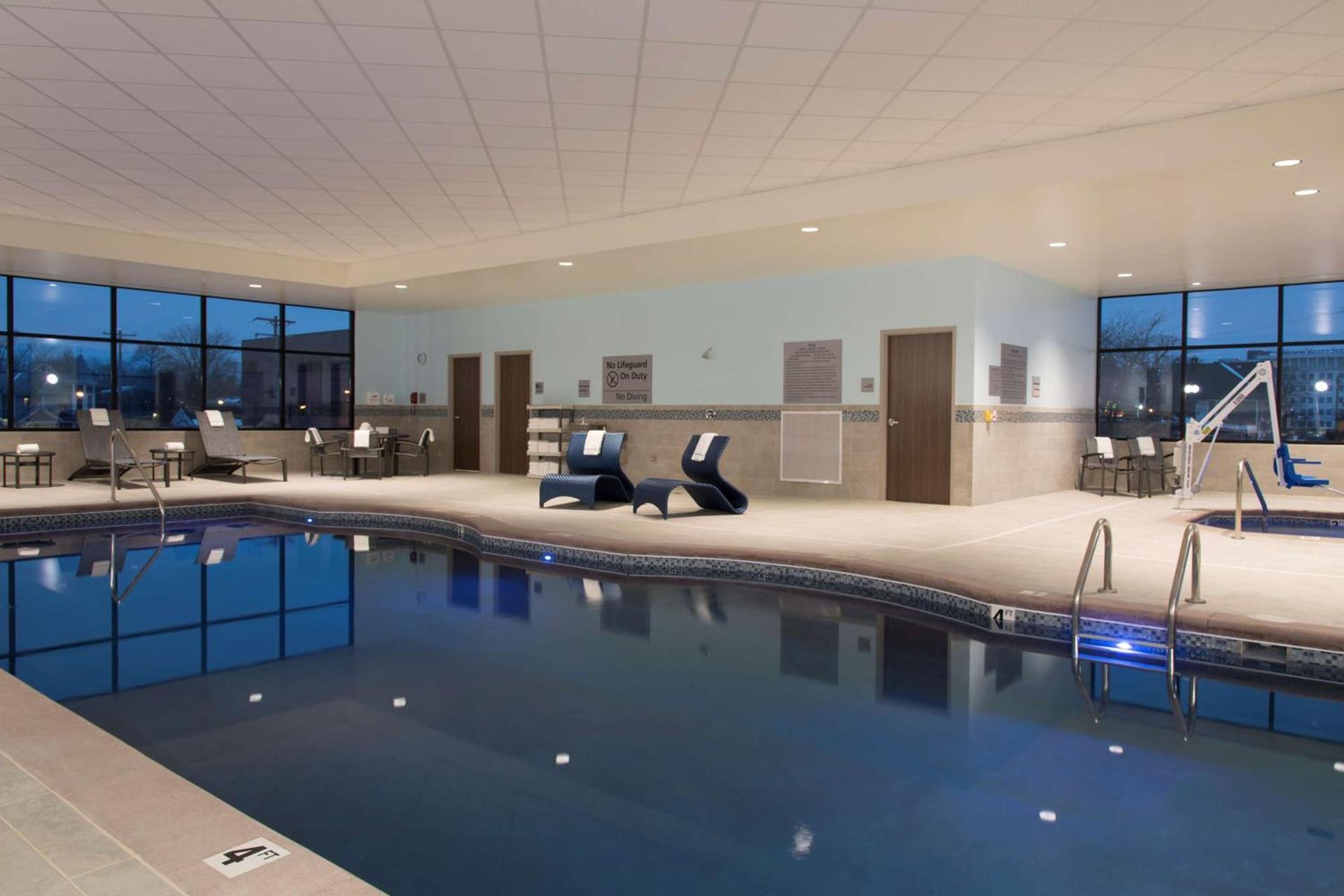 Hampton Inn & Suites Grand Rapids Downtown photo 21