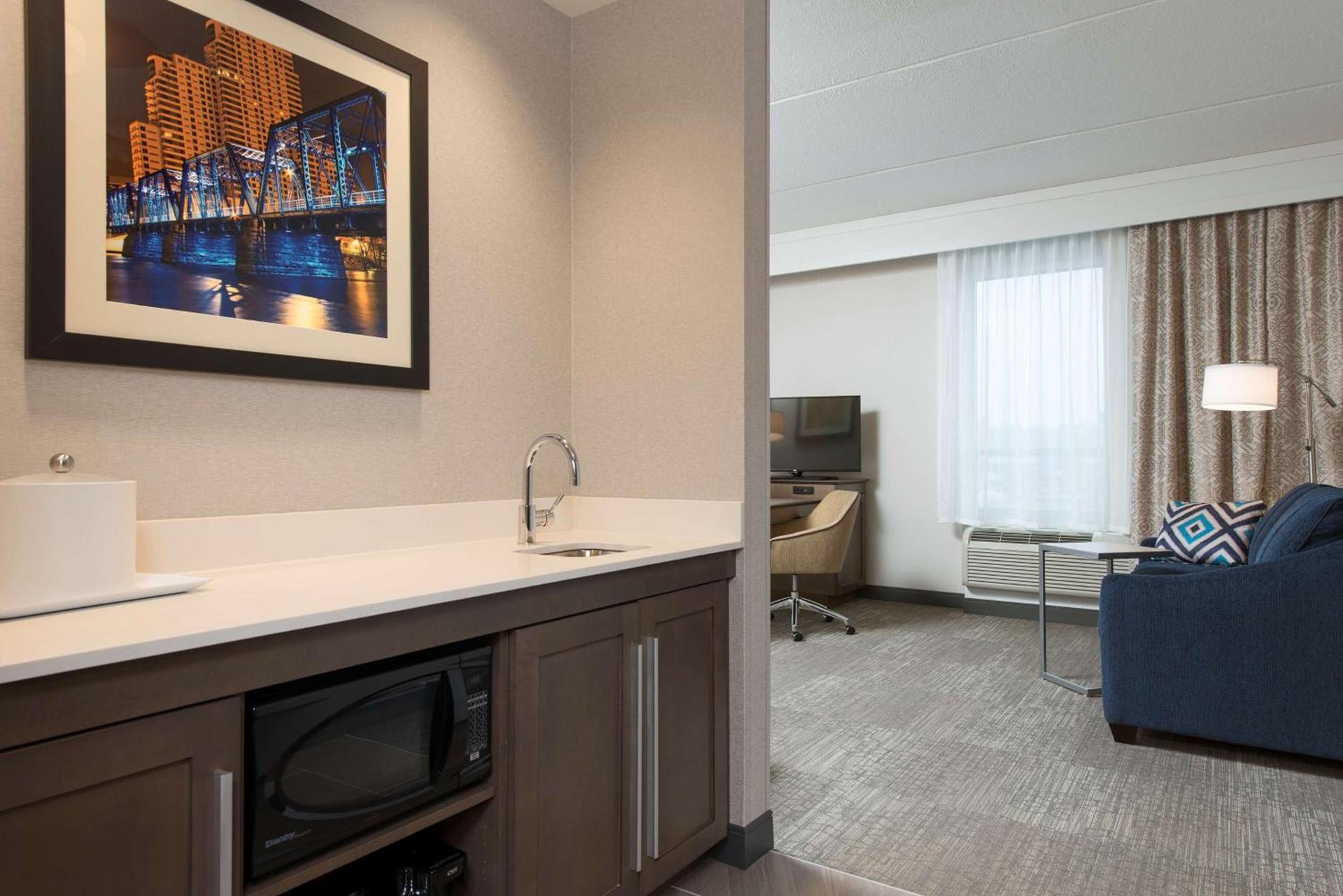 Hampton Inn & Suites Grand Rapids Downtown photo 62