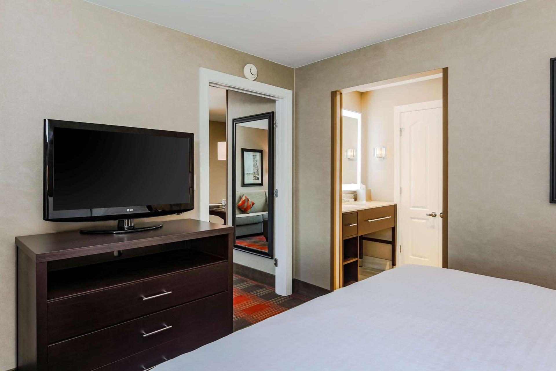 Homewood Suites by Hilton Long Island-Melville photo 19