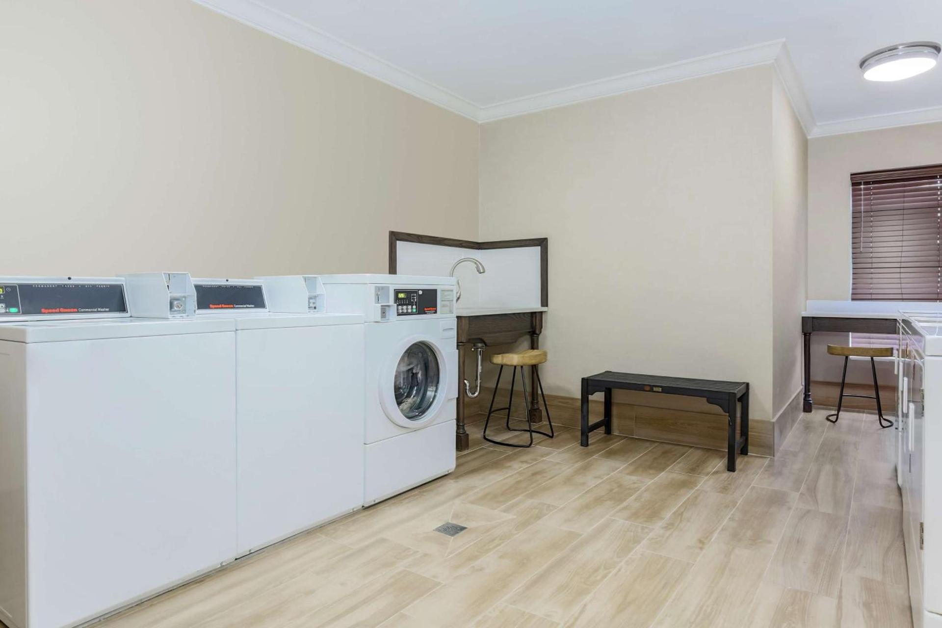 Homewood Suites by Hilton Long Island-Melville photo 32