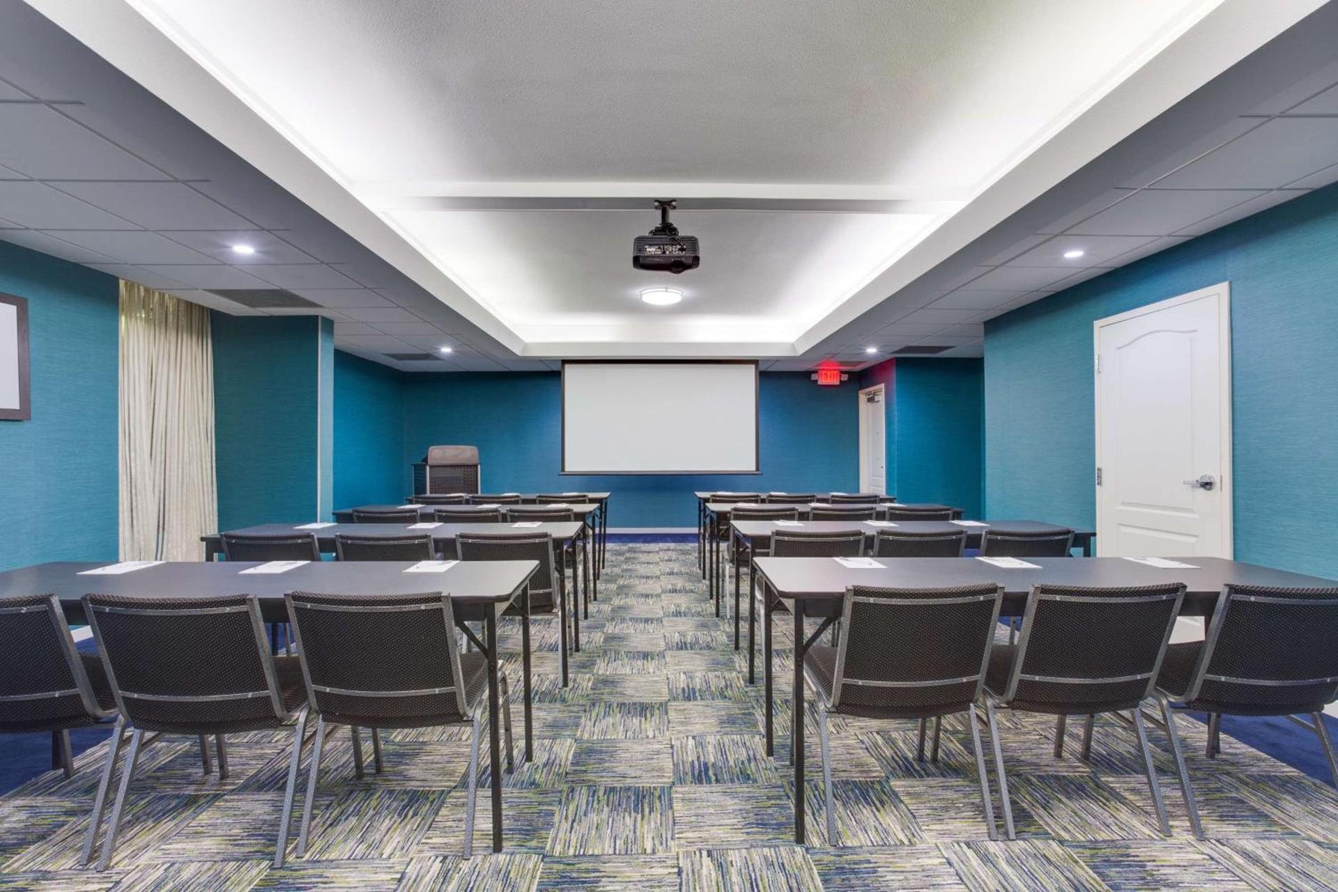 Hampton Inn Norcross photo 25