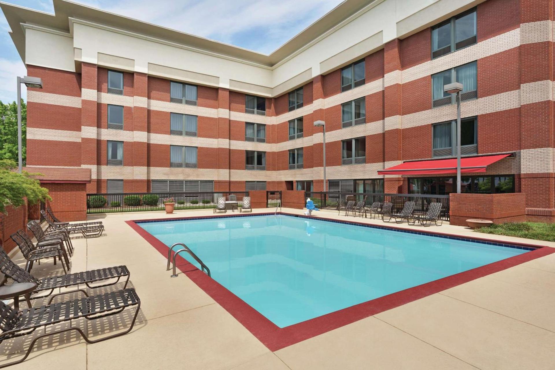 Hampton Inn Atlanta-Stone Mountain photo 7