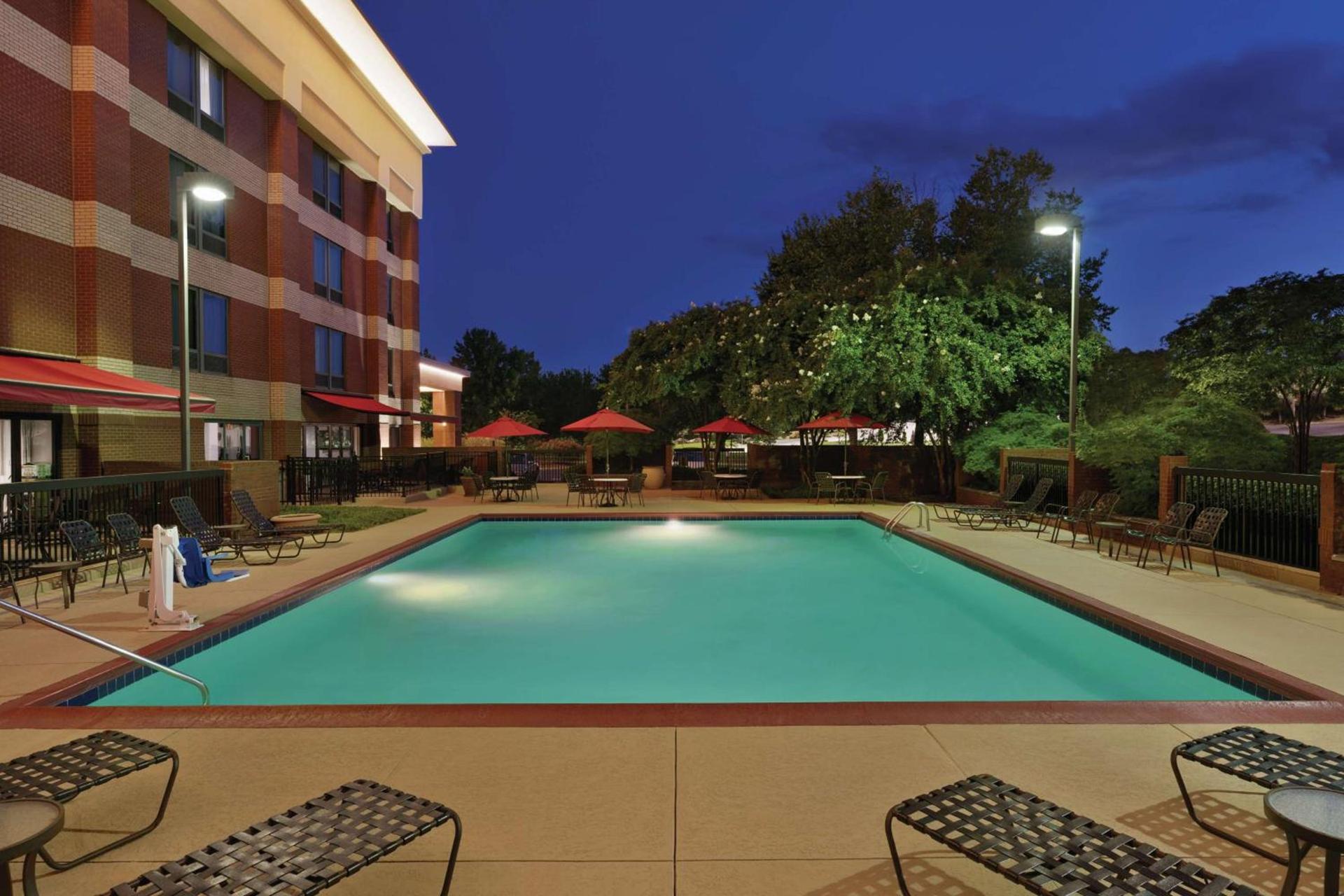 Hampton Inn Atlanta-Stone Mountain photo 8