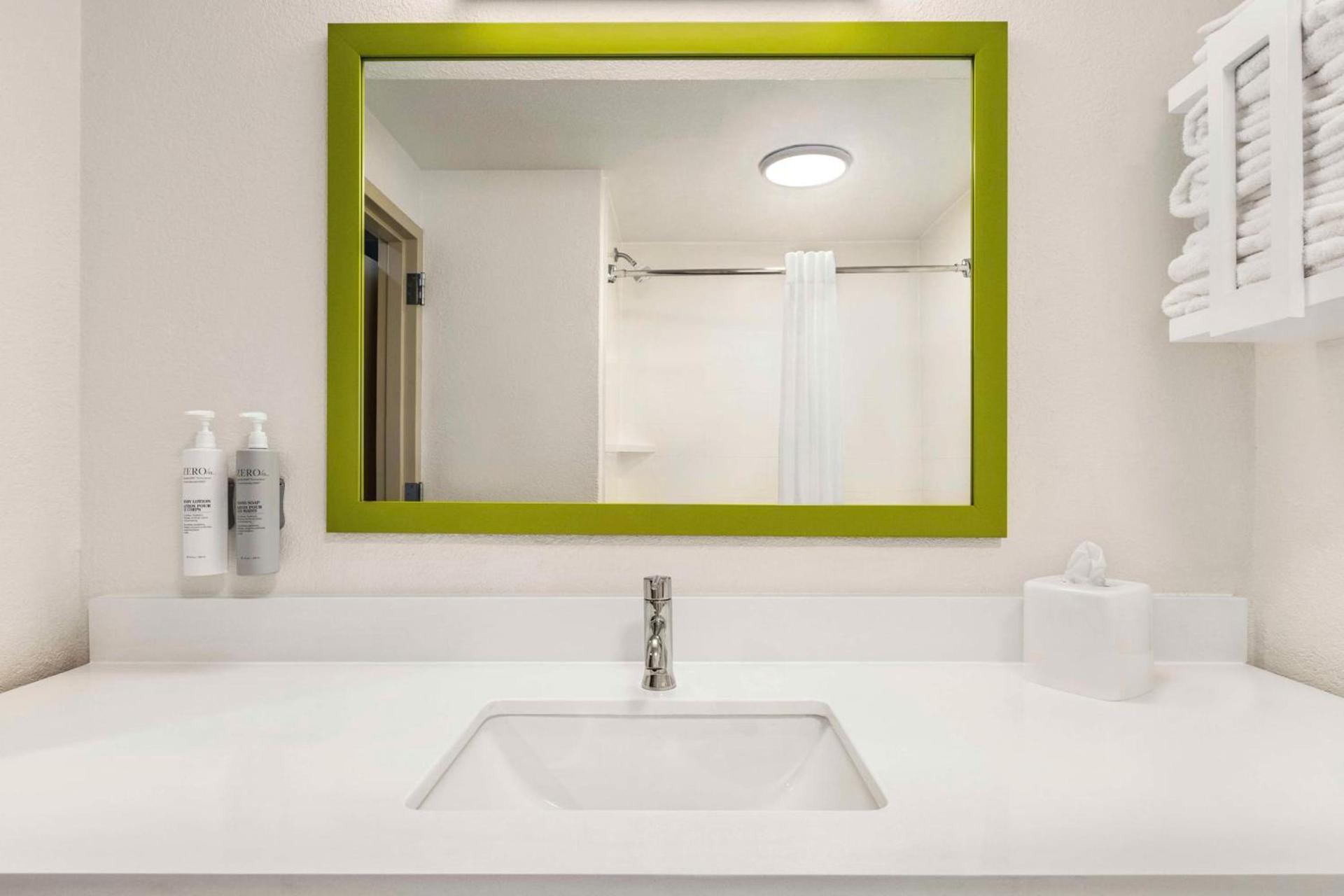 Hampton Inn Atlanta-Stone Mountain photo 15