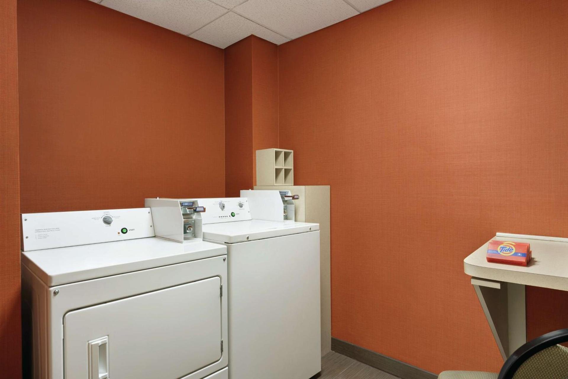 Hampton Inn Atlanta-Stone Mountain photo 39