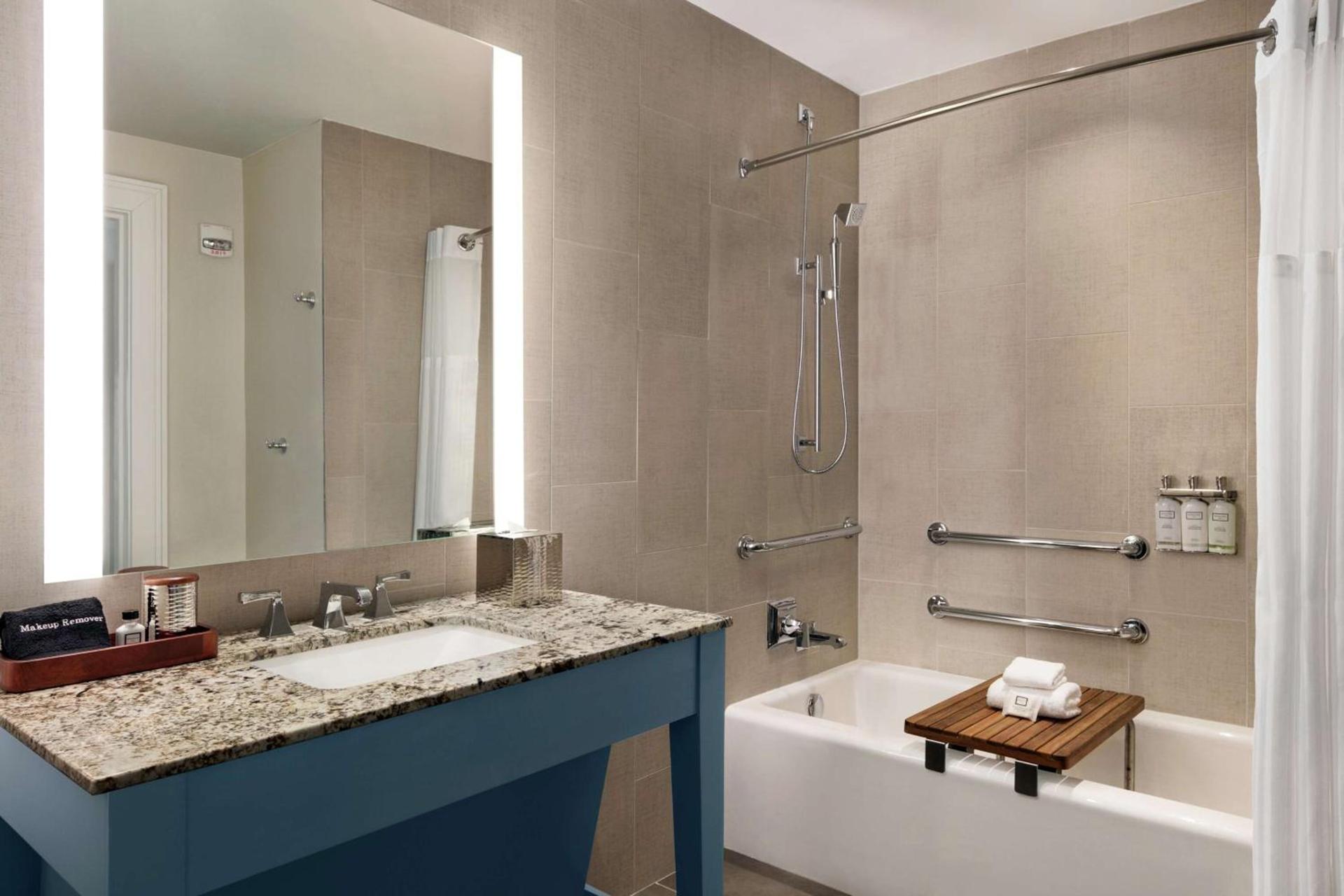 The Harpeth Franklin Downtown, Curio Collection by Hilton photo 52