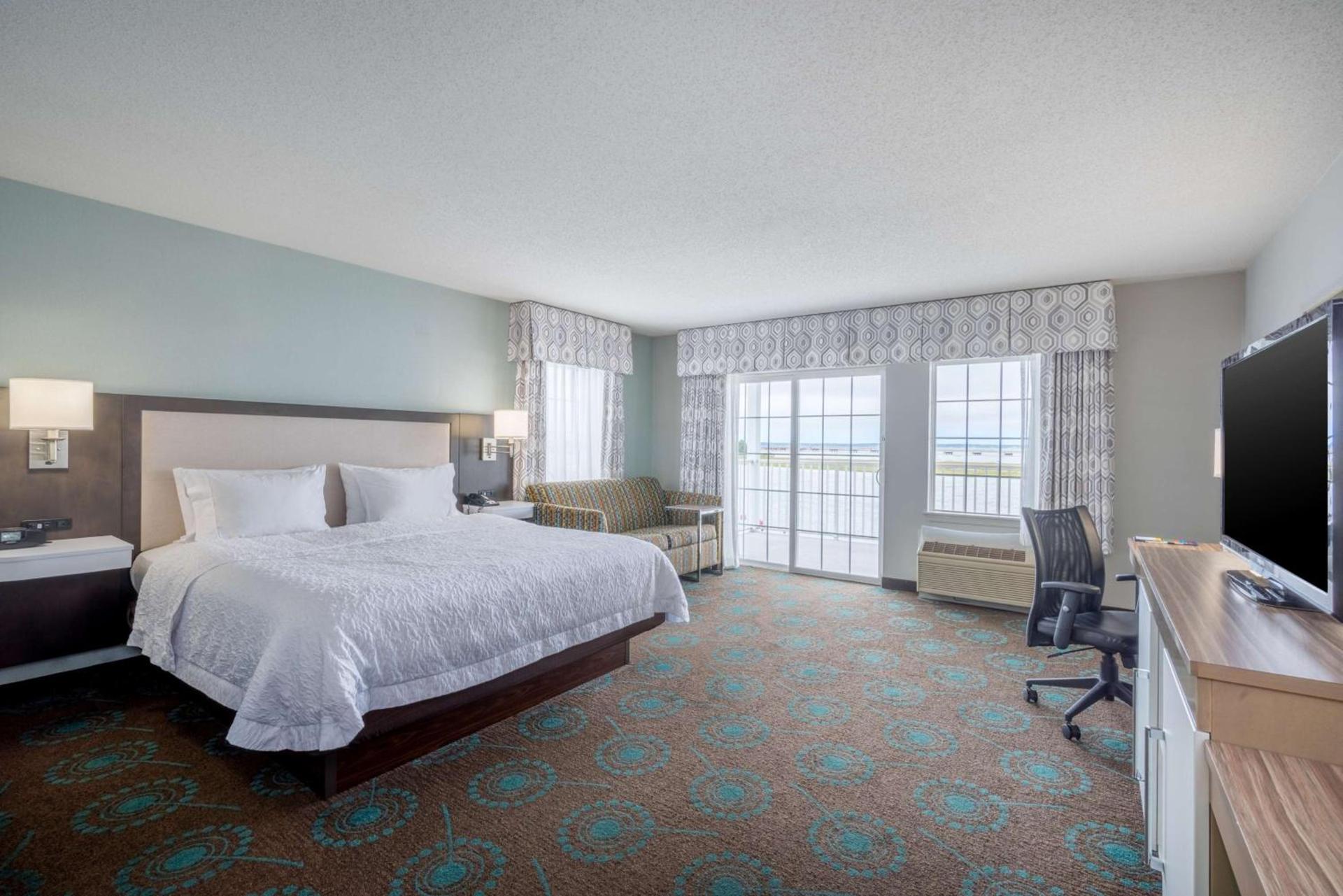 Hampton Inn & Suites Chincoteague-Waterfront, Va photo 44