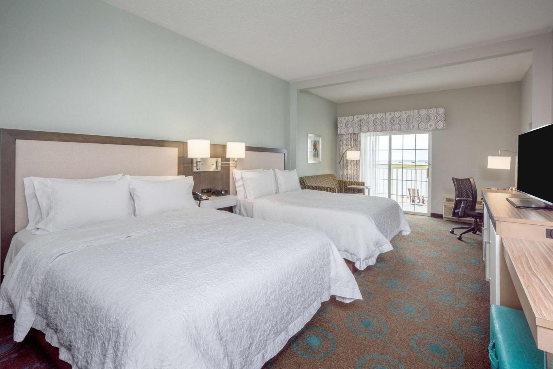 Hampton Inn & Suites Chincoteague-Waterfront, Va photo 45