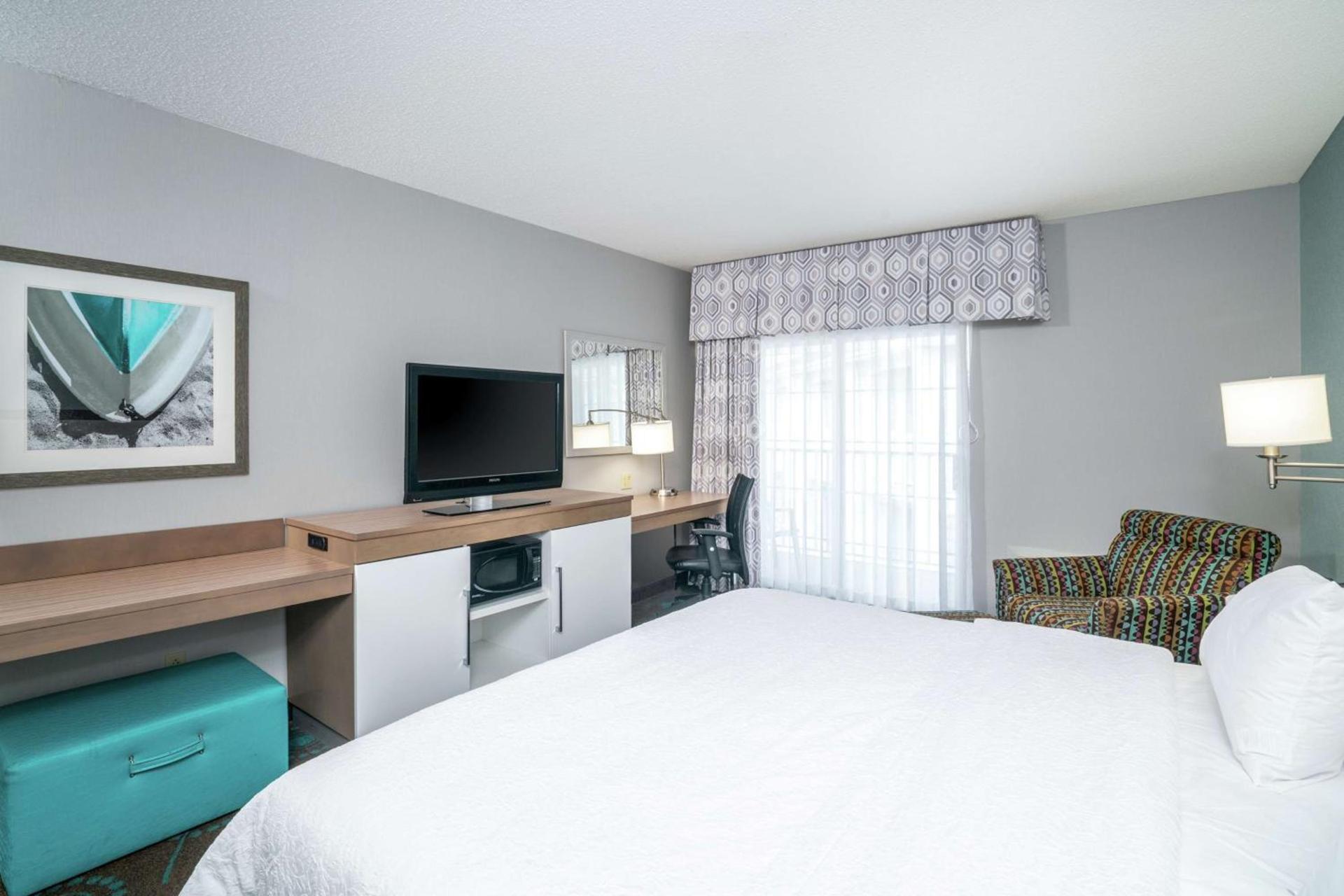 Hampton Inn & Suites Chincoteague-Waterfront, Va photo 55