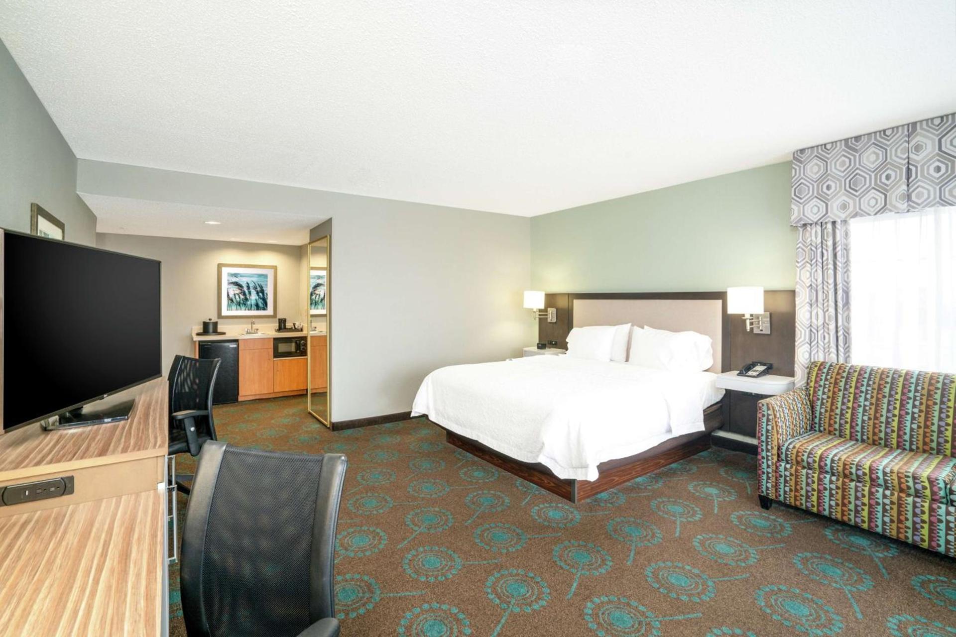 Hampton Inn & Suites Chincoteague-Waterfront, Va photo 56