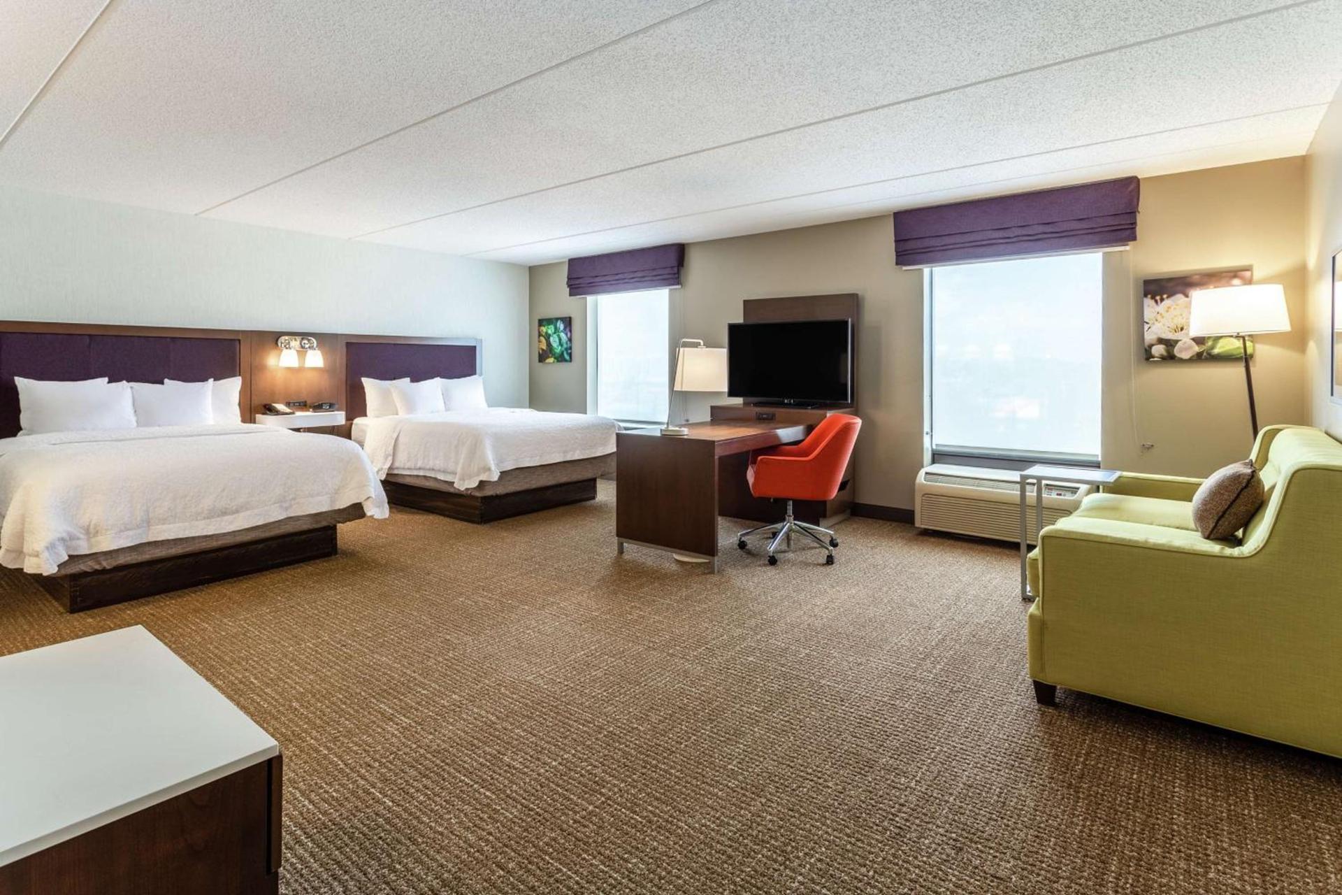 Hampton Inn & Suites Chicago - Libertyville photo 26