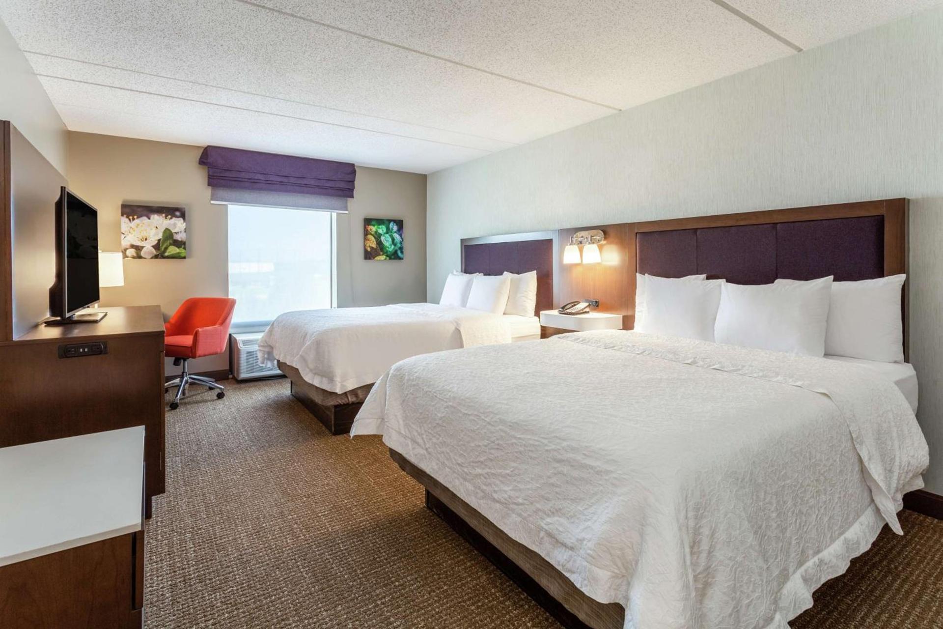 Hampton Inn & Suites Chicago - Libertyville photo 28