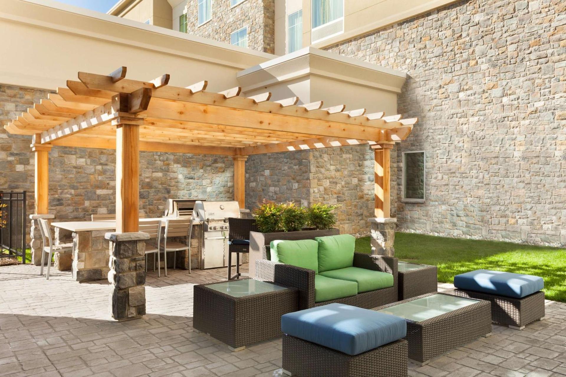 Homewood Suites by Hilton Frederick photo 2