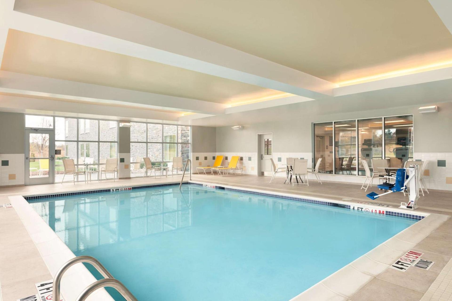 Homewood Suites by Hilton Frederick photo 8