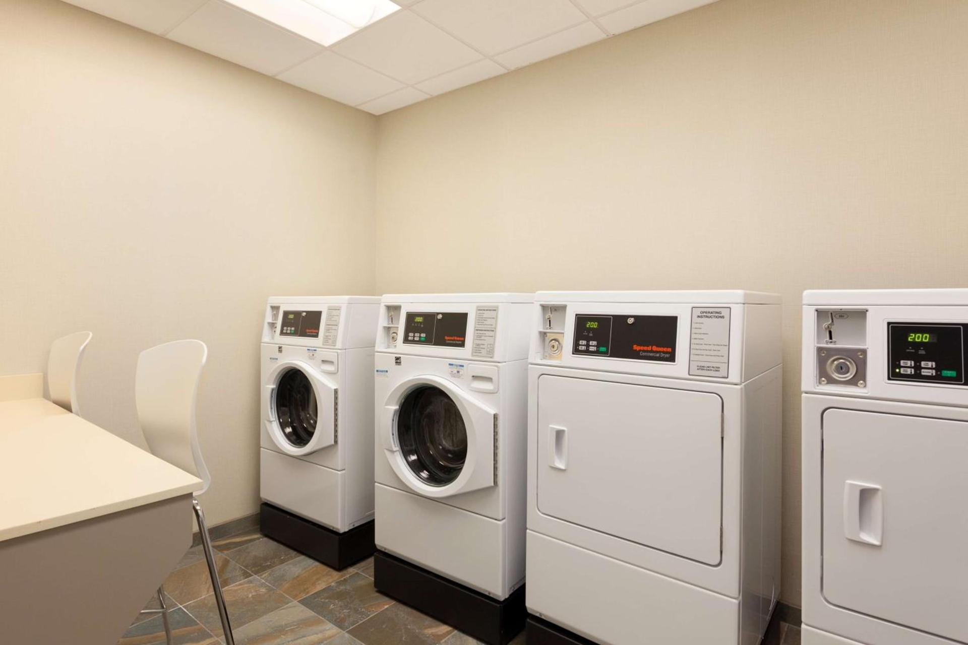 Homewood Suites by Hilton Frederick photo 36