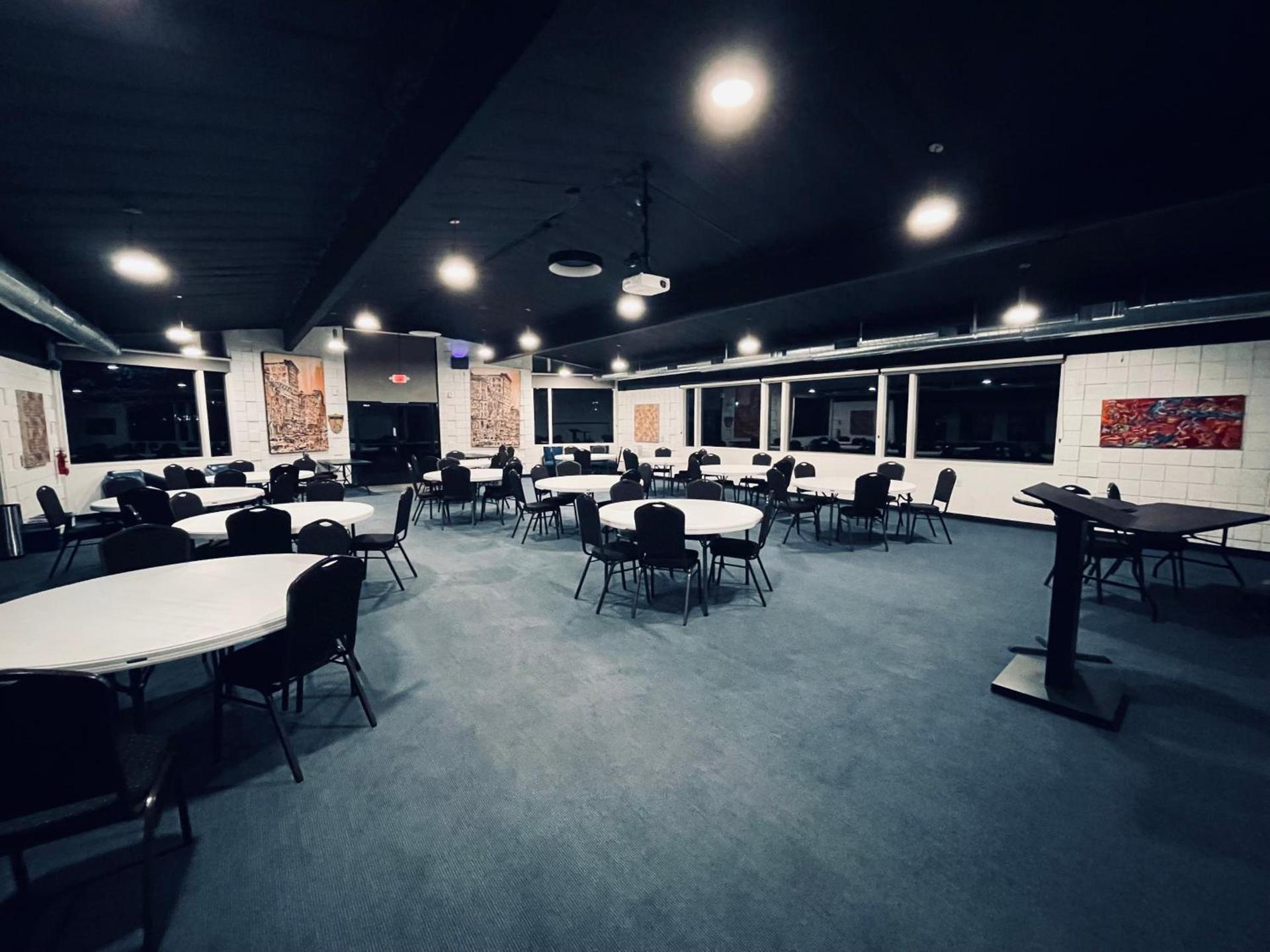 University Park Inn & Suites, an Ascend Collection Hotel photo 23