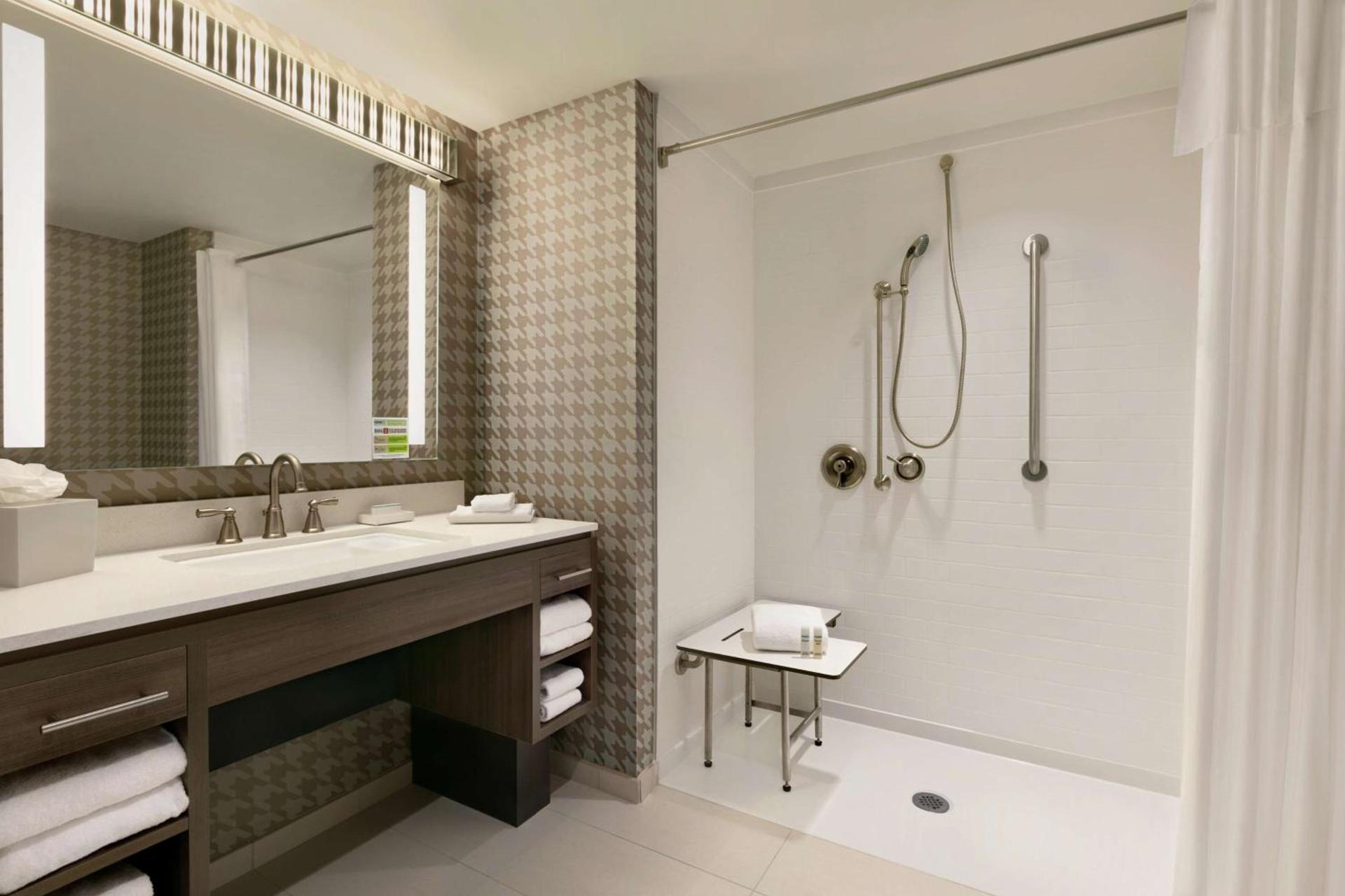 Home2 Suites By Hilton Chantilly Dulles Airport photo 20