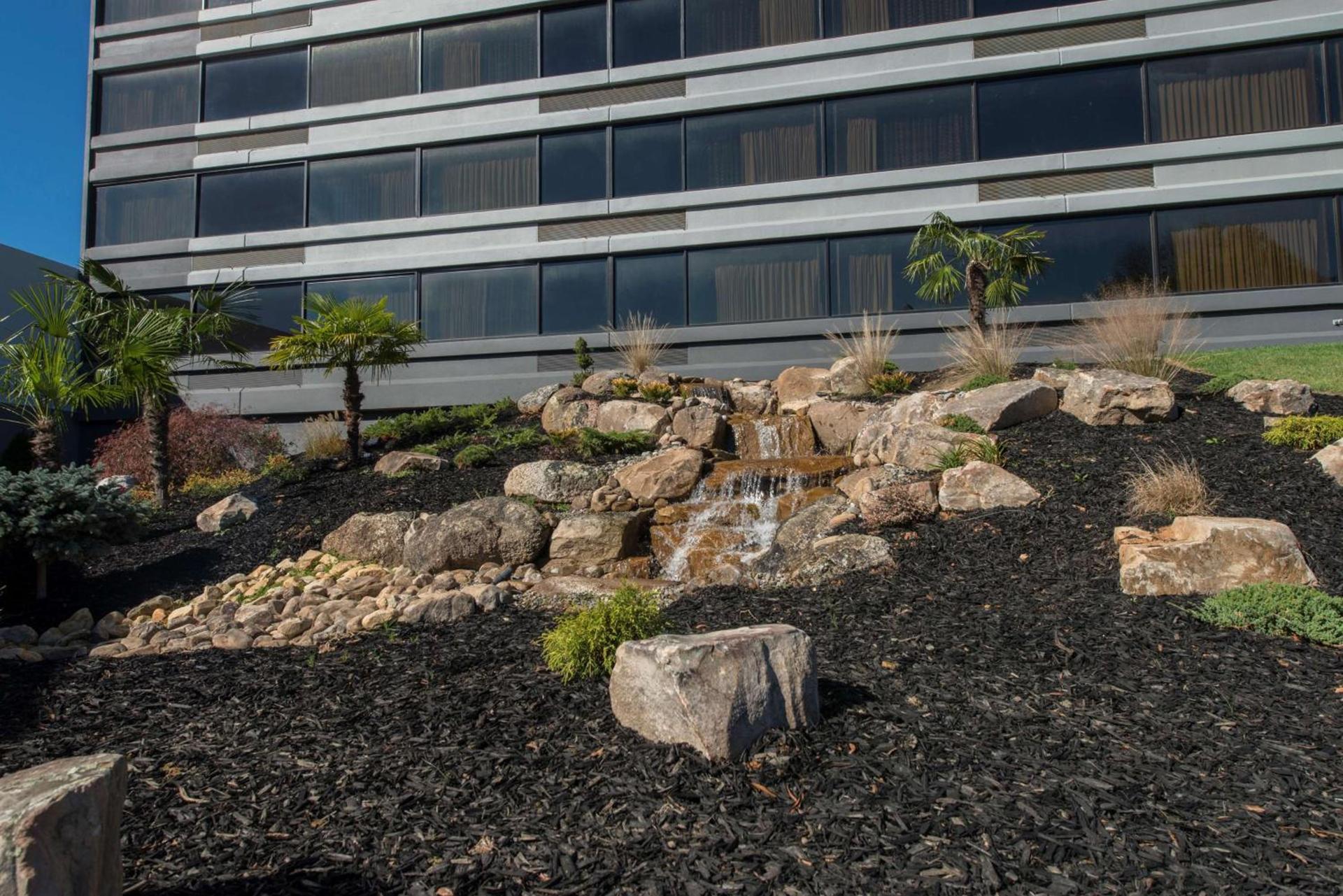 DoubleTree by Hilton Winston Salem - University, NC photo 2