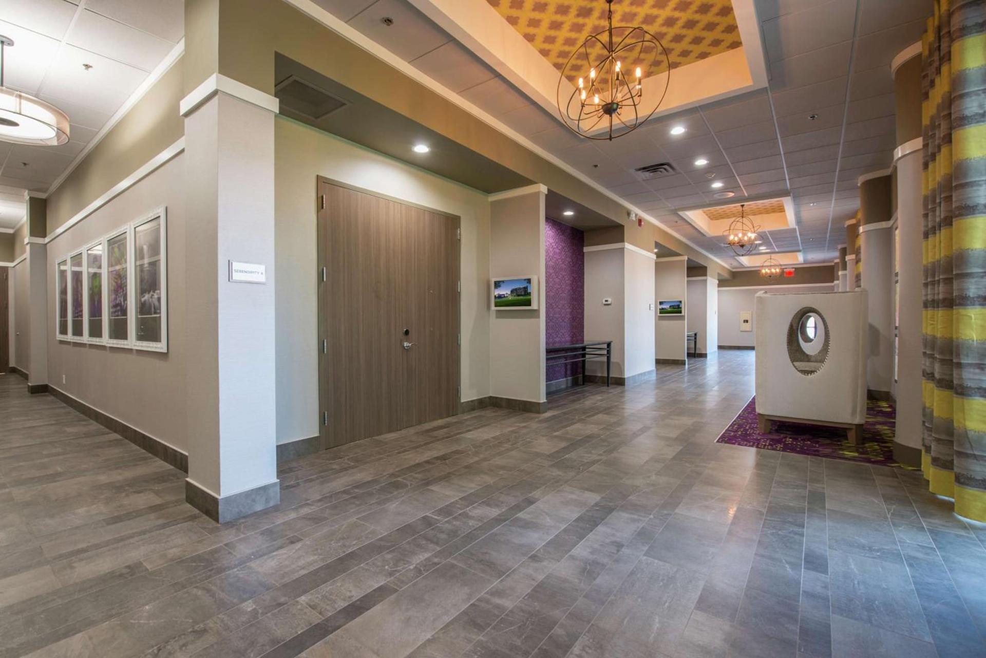 DoubleTree by Hilton Winston Salem - University, NC photo 6