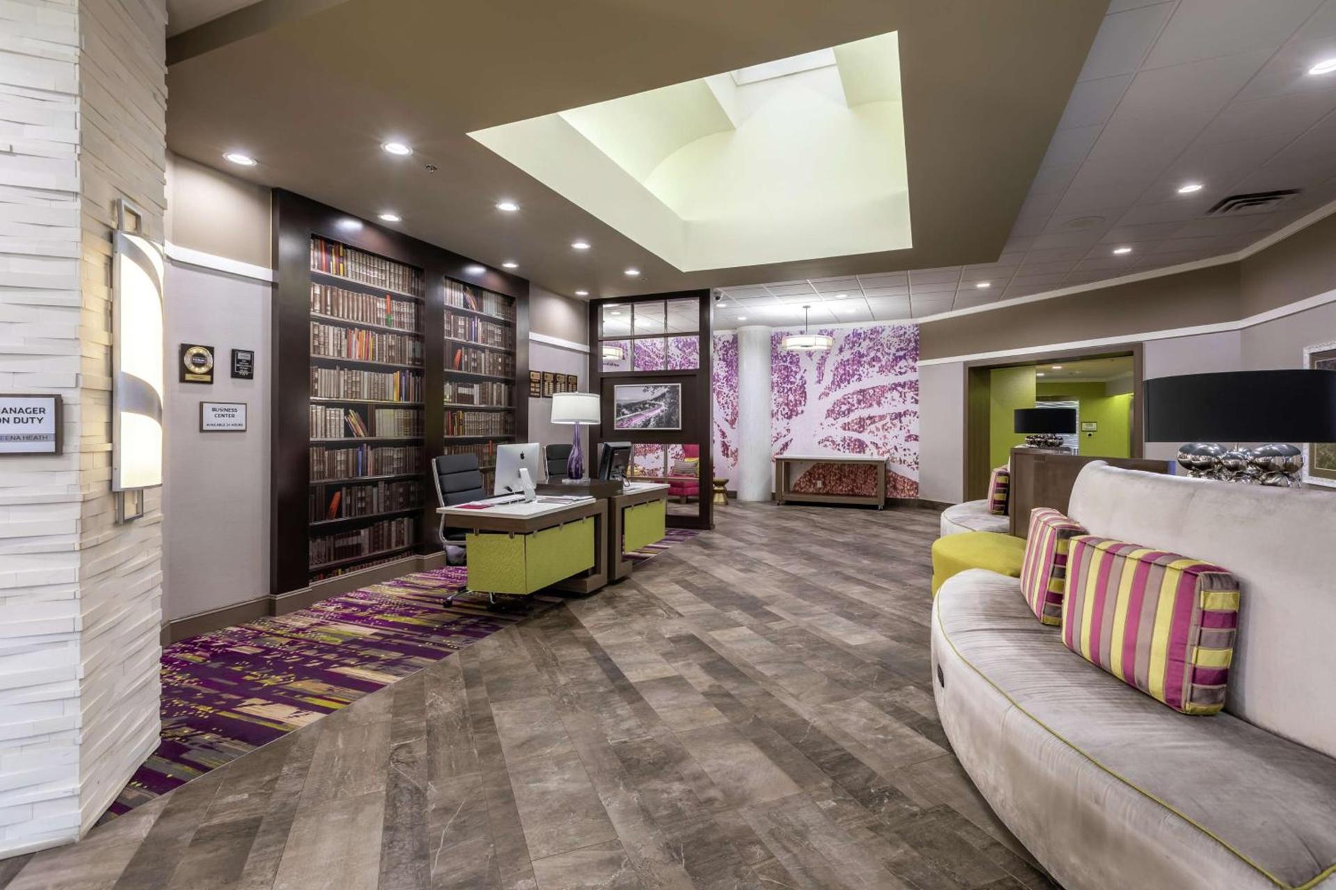 DoubleTree by Hilton Winston Salem - University, NC photo 7