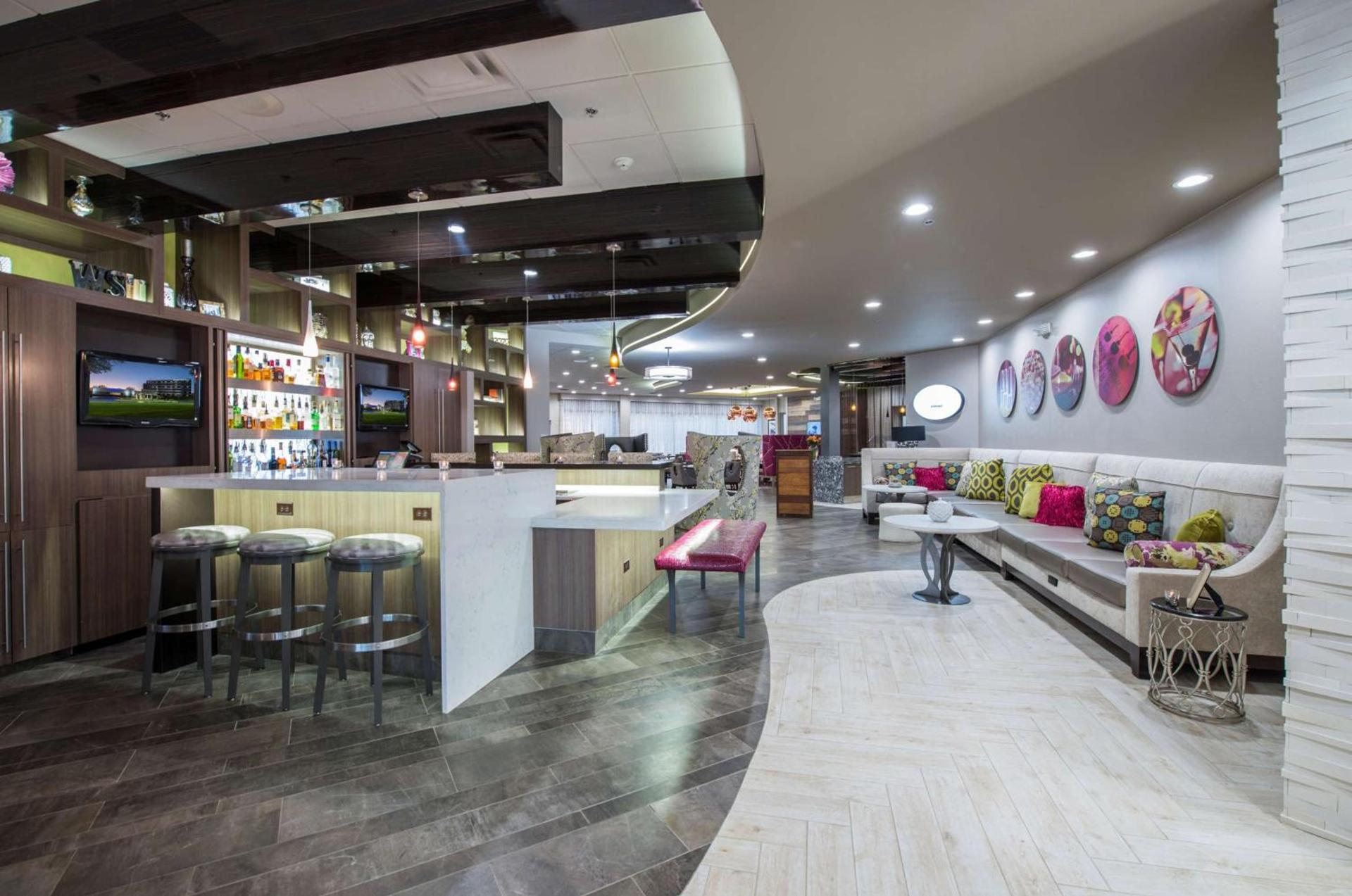 DoubleTree by Hilton Winston Salem - University, NC photo 13