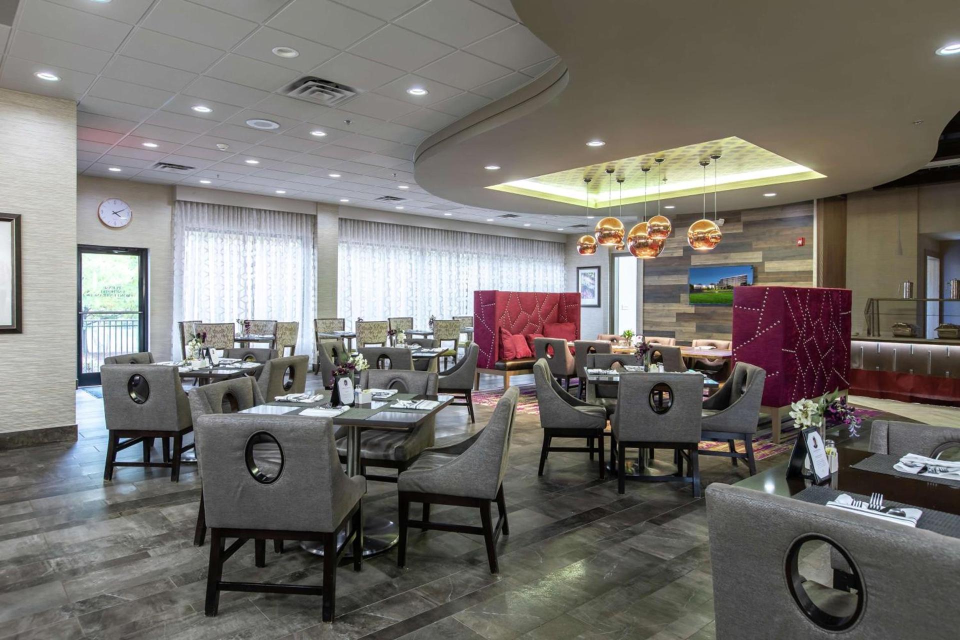 DoubleTree by Hilton Winston Salem - University, NC photo 22