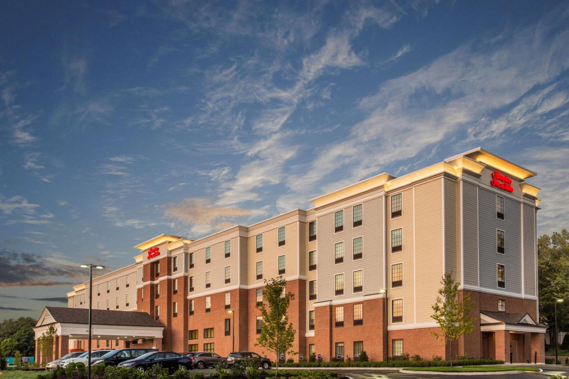 Hampton Inn & Suites Yonkers - Westchester photo 3