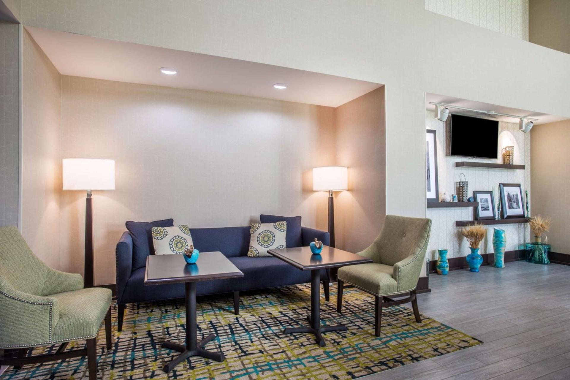 Hampton Inn & Suites Yonkers - Westchester photo 8