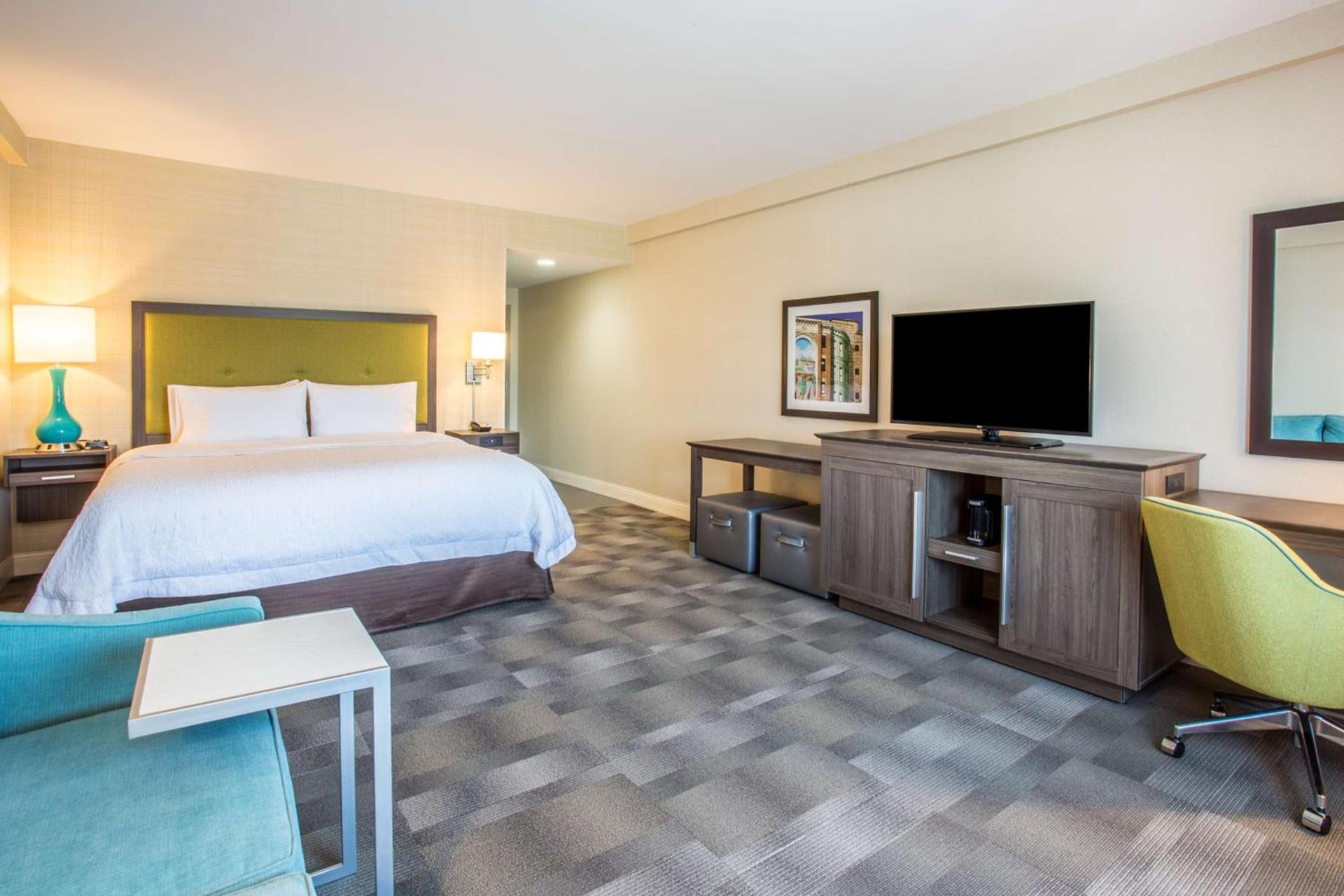 Hampton Inn & Suites Yonkers - Westchester photo 25