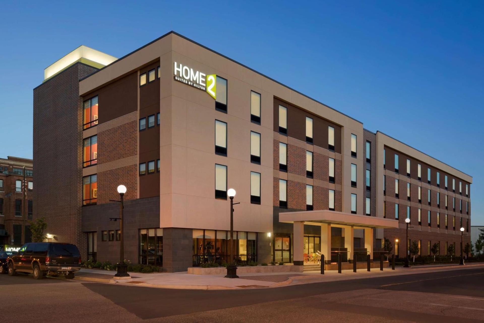 Home2 Suites By Hilton La Crosse — hotel in La Crosse