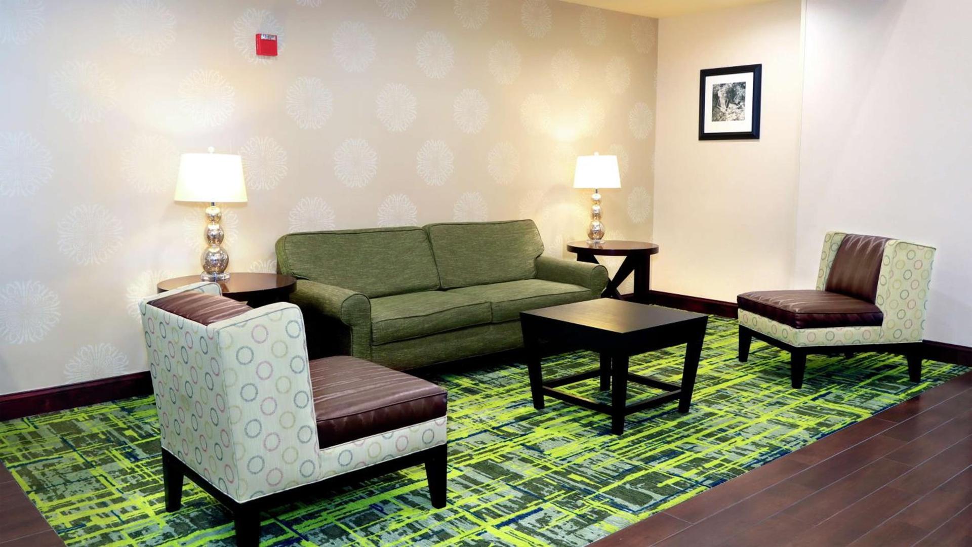 Hampton Inn and Suites of Lamar photo 6
