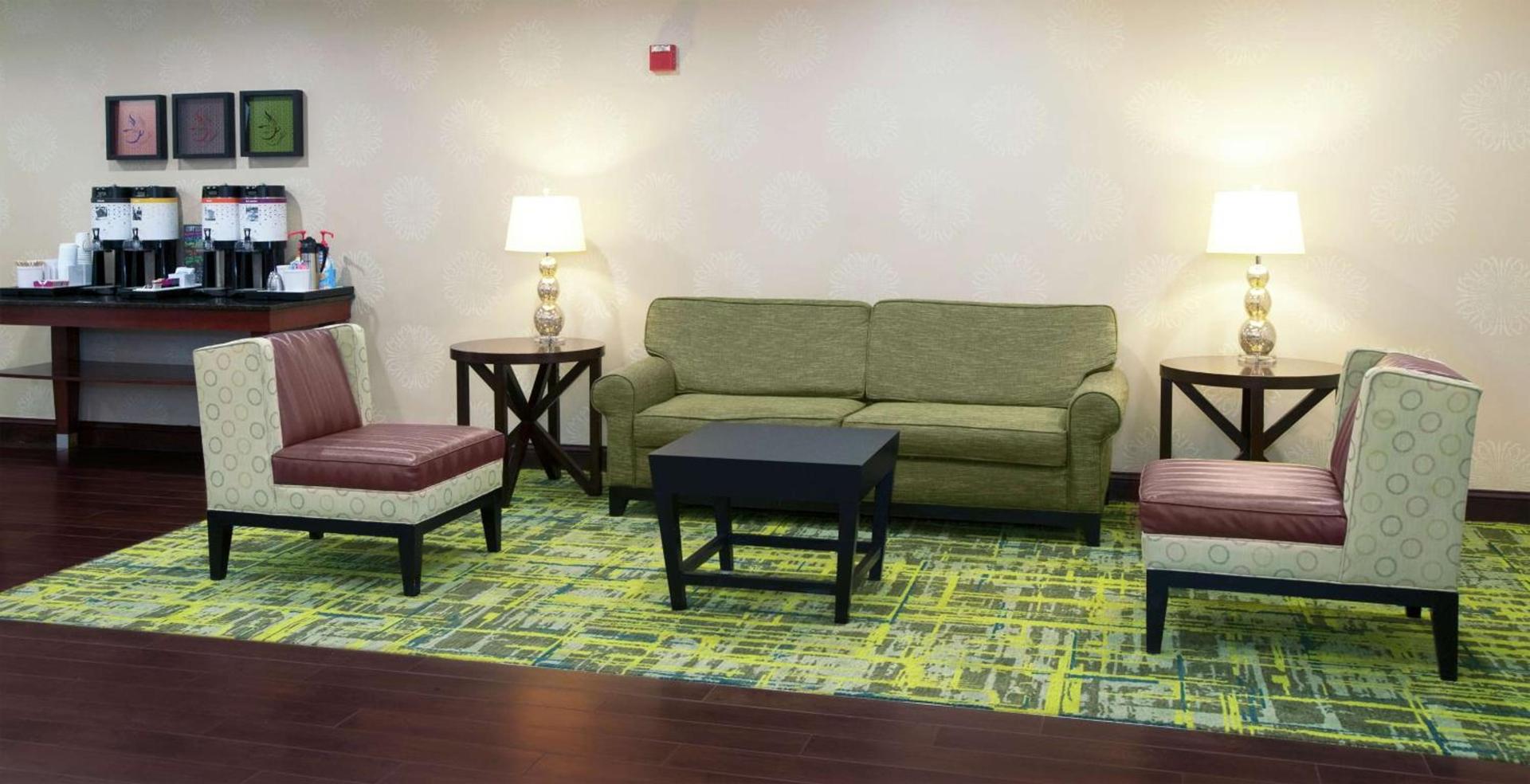 Hampton Inn and Suites of Lamar photo 9