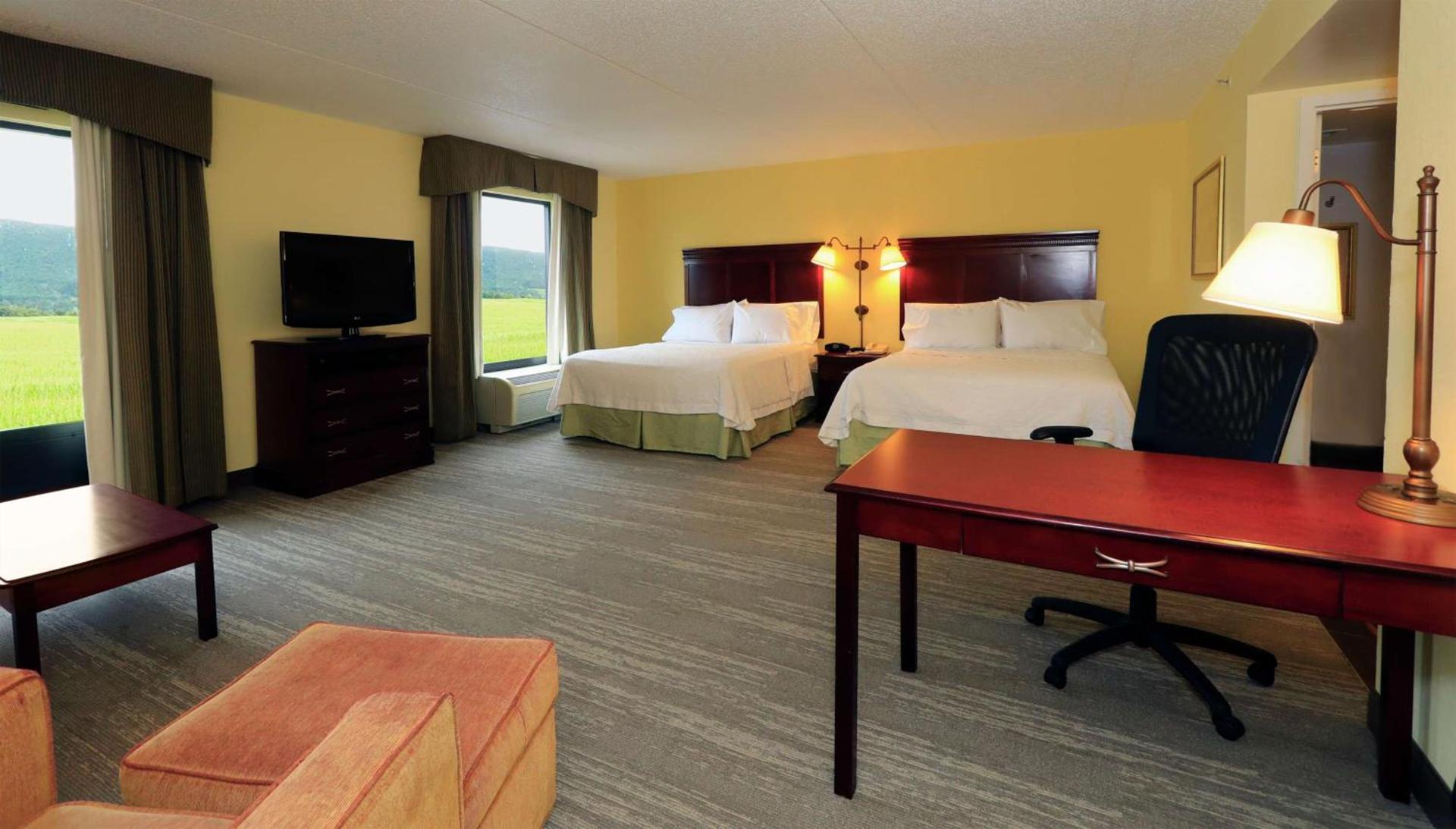 Hampton Inn and Suites of Lamar photo 24