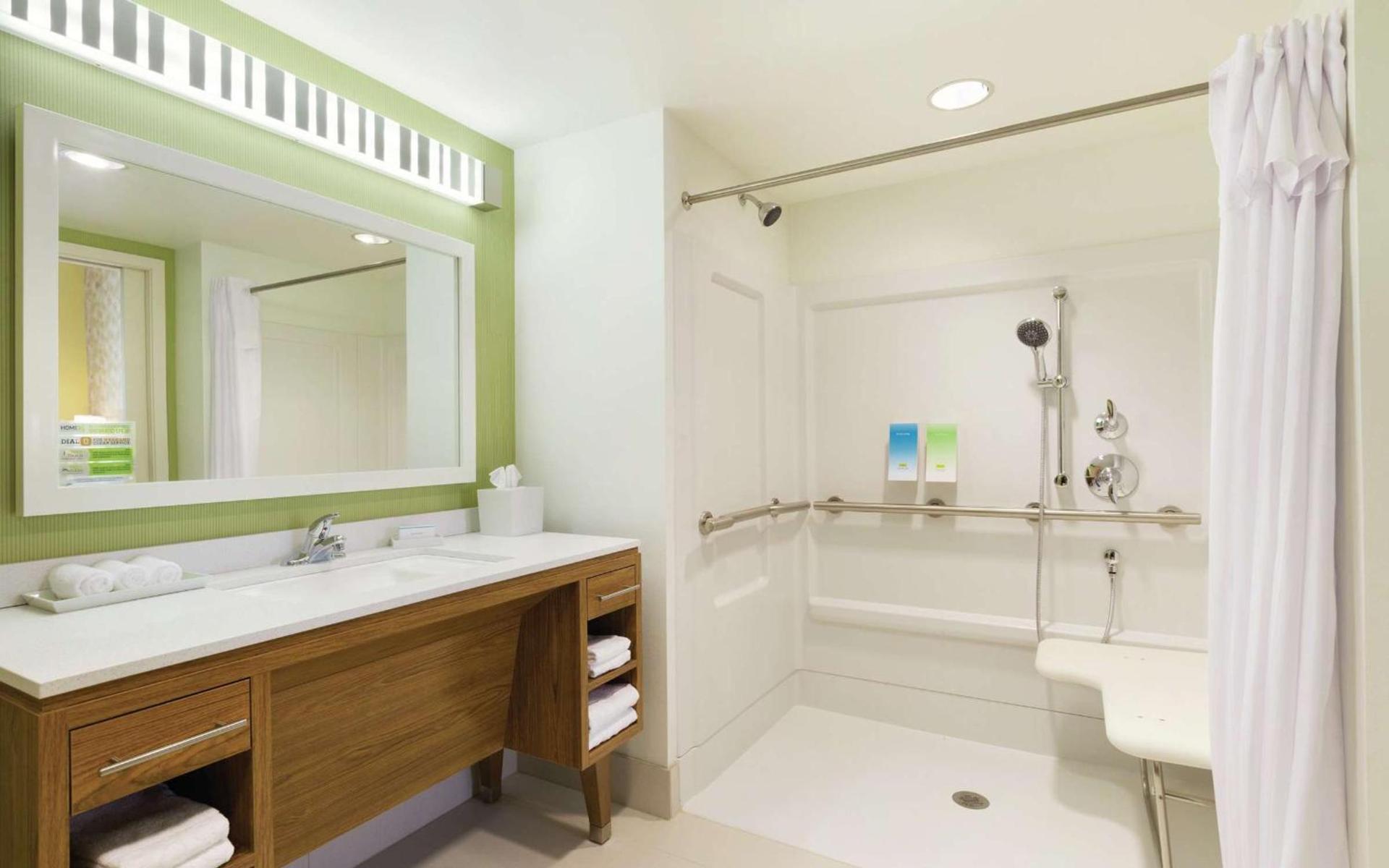 Home2 Suites By Hilton La Crosse photo 17