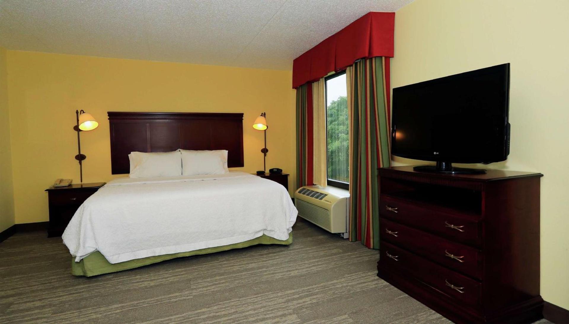 Hampton Inn and Suites of Lamar photo 26