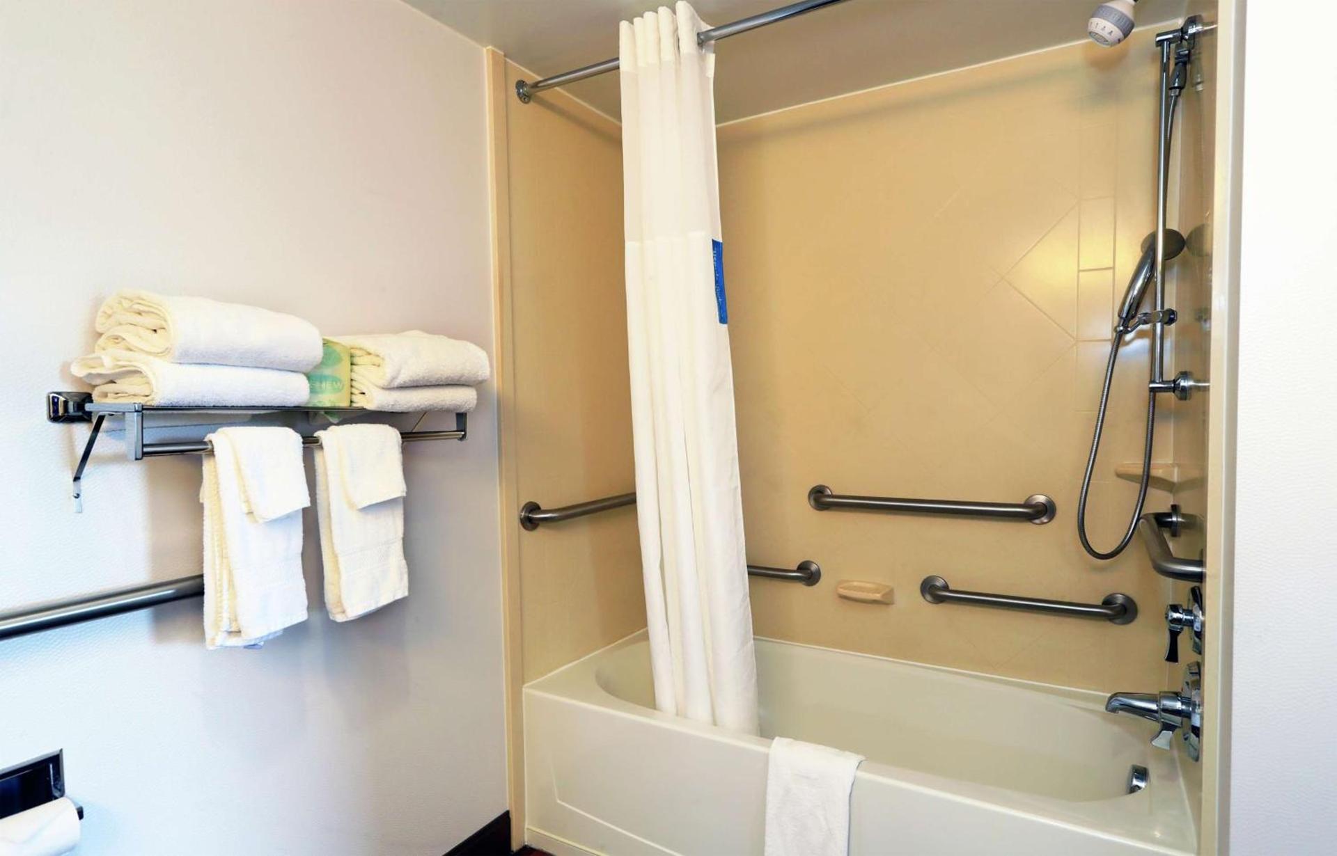 Hampton Inn and Suites of Lamar photo 28