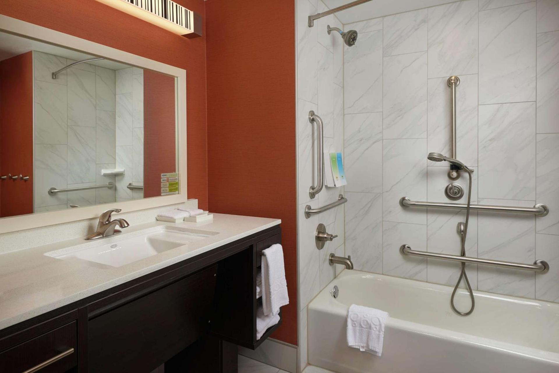 Home2 Suites By Hilton Muskogee photo 19