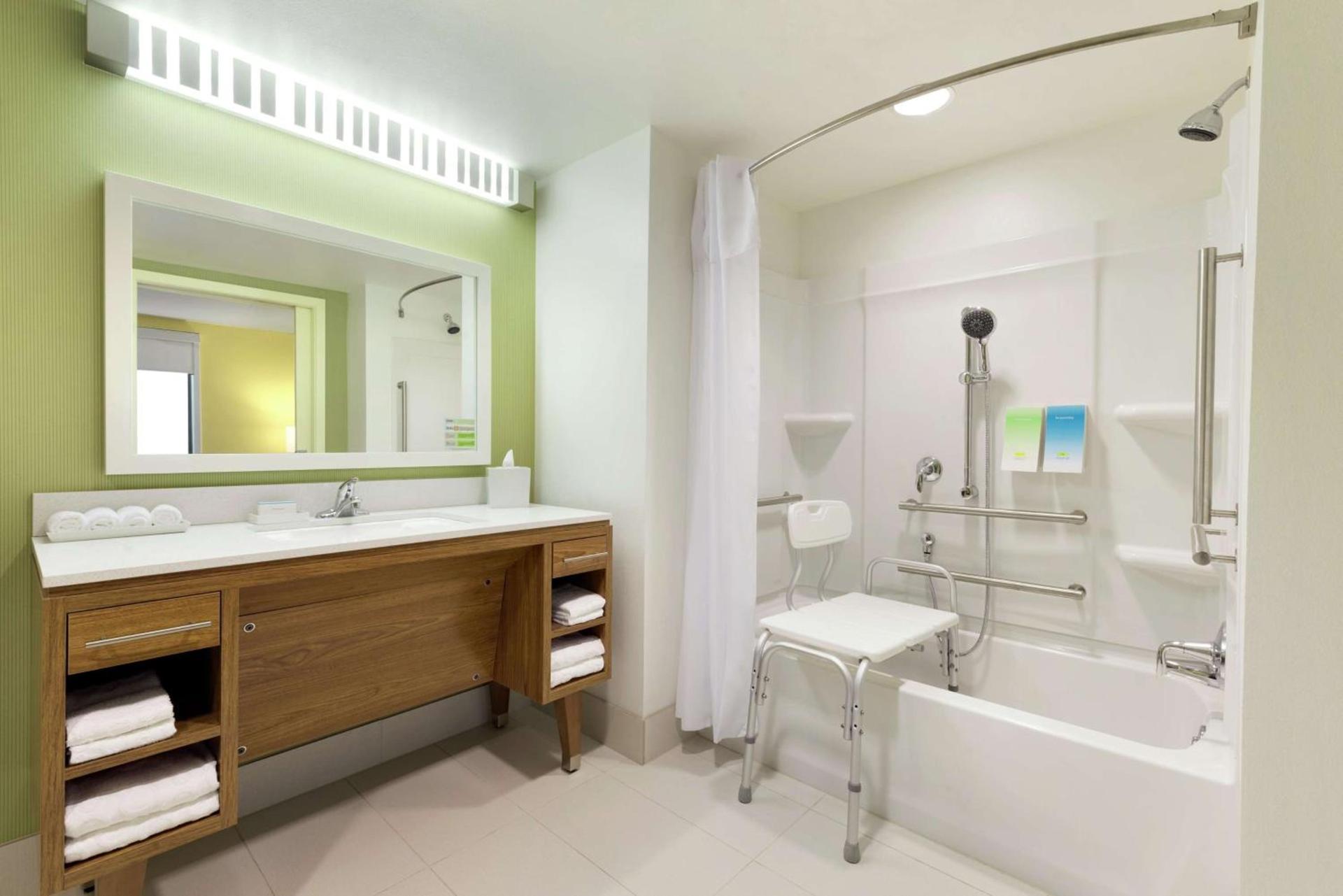 Home2 Suites By Hilton La Crosse photo 59