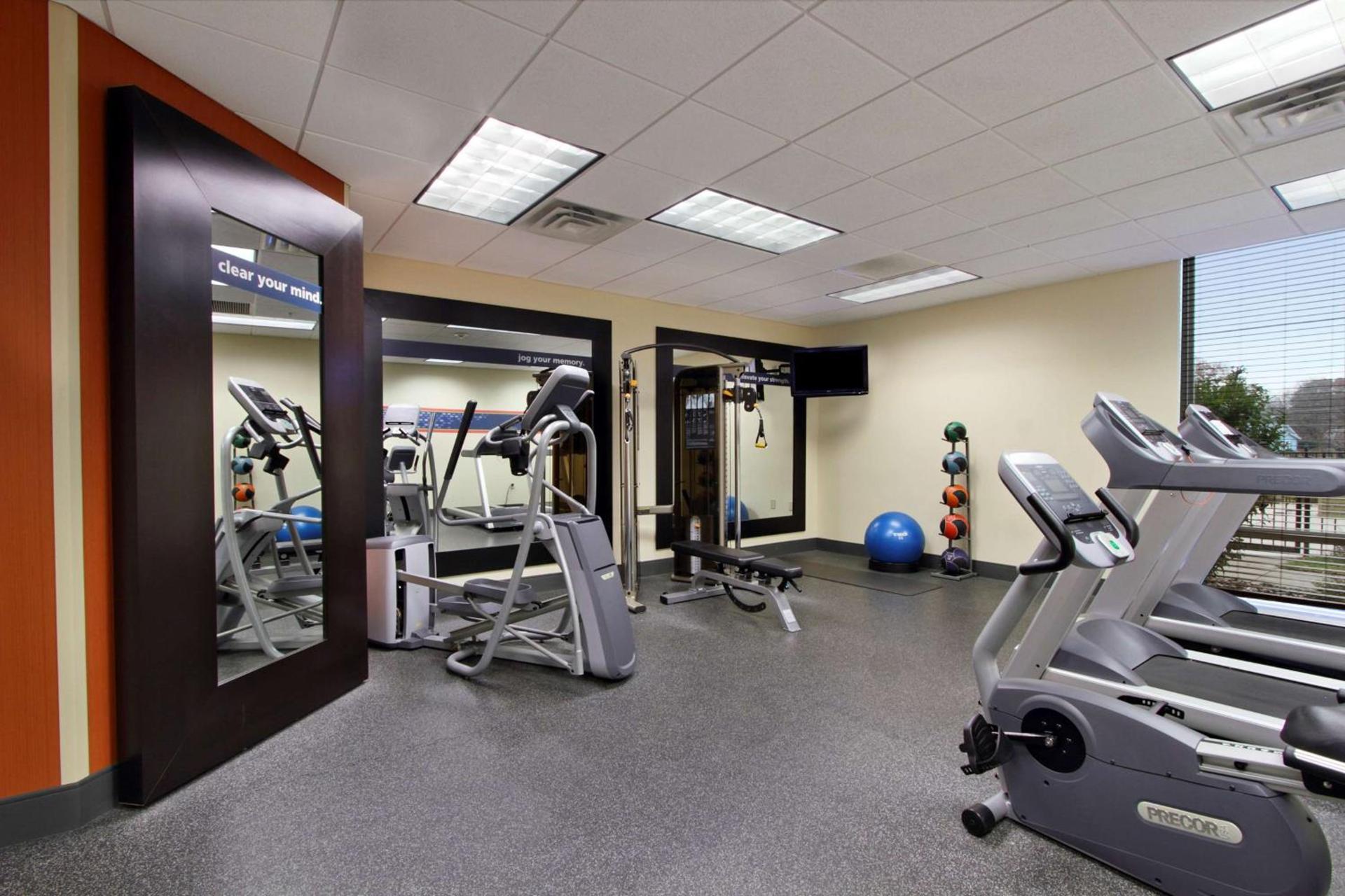 Hampton Inn & Suites Exmore - Eastern Shore photo 10