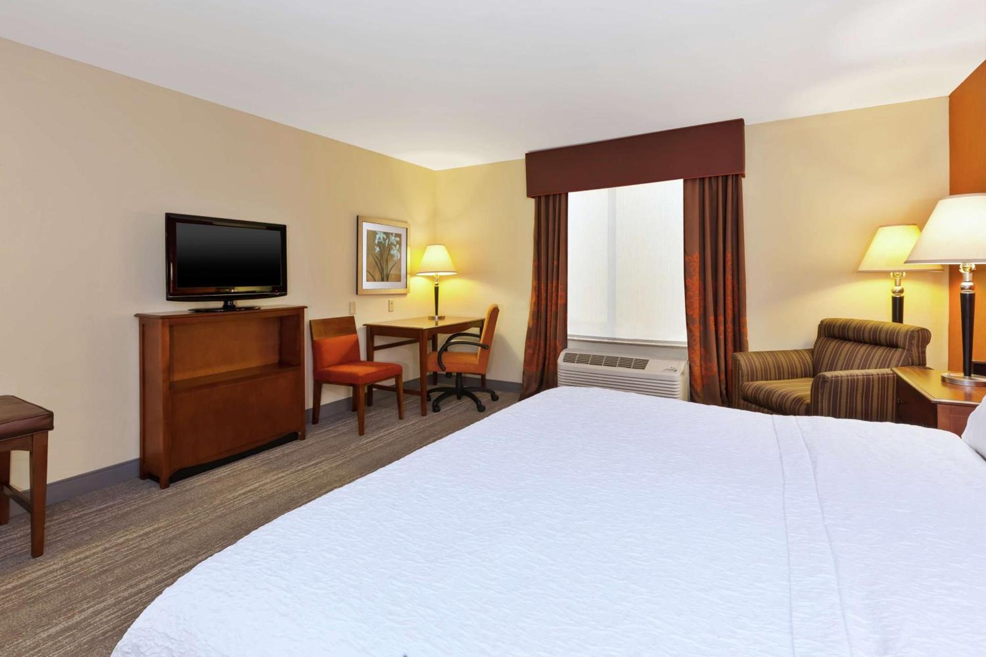 Hampton Inn & Suites Exmore - Eastern Shore photo 11