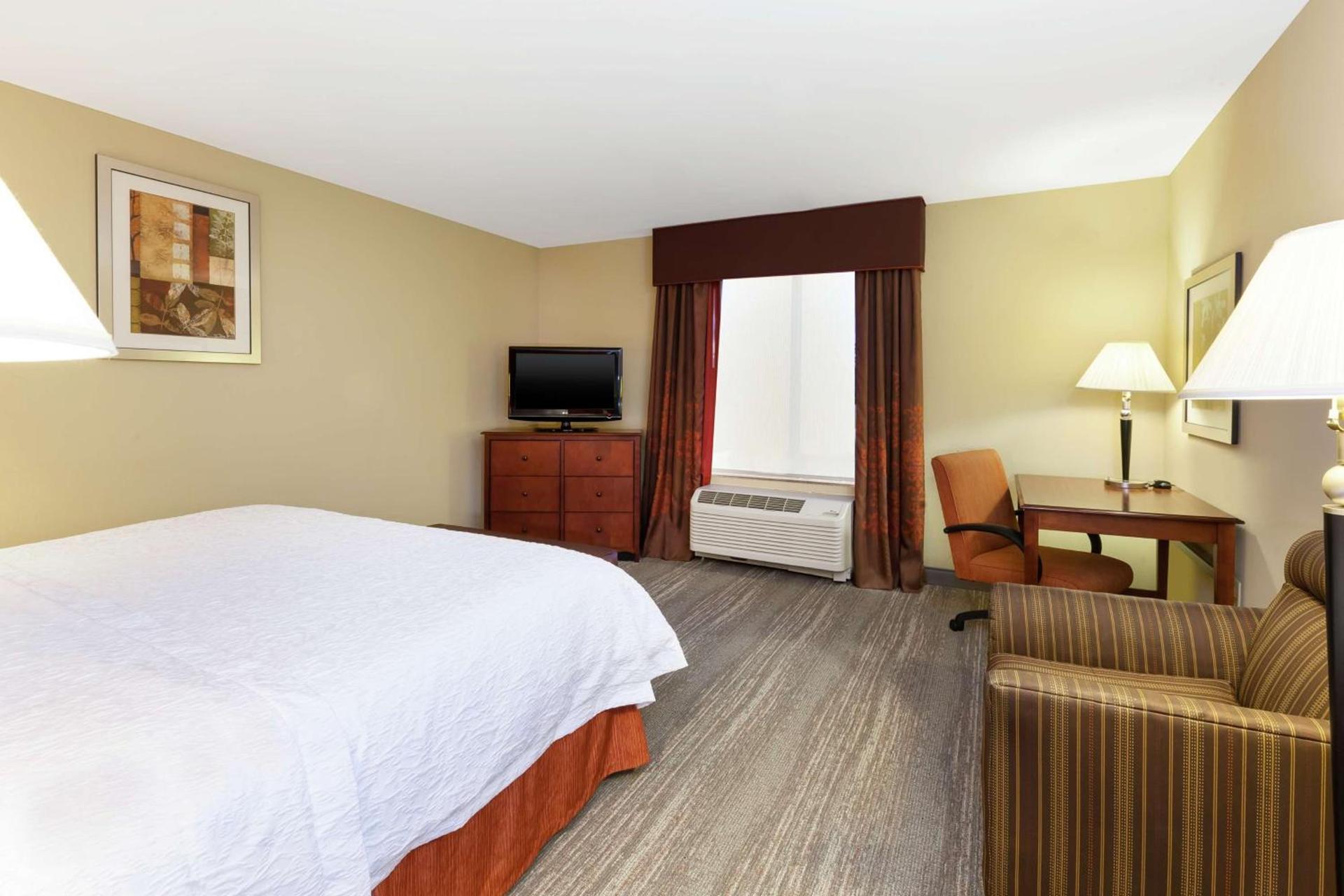 Hampton Inn & Suites Exmore - Eastern Shore photo 13