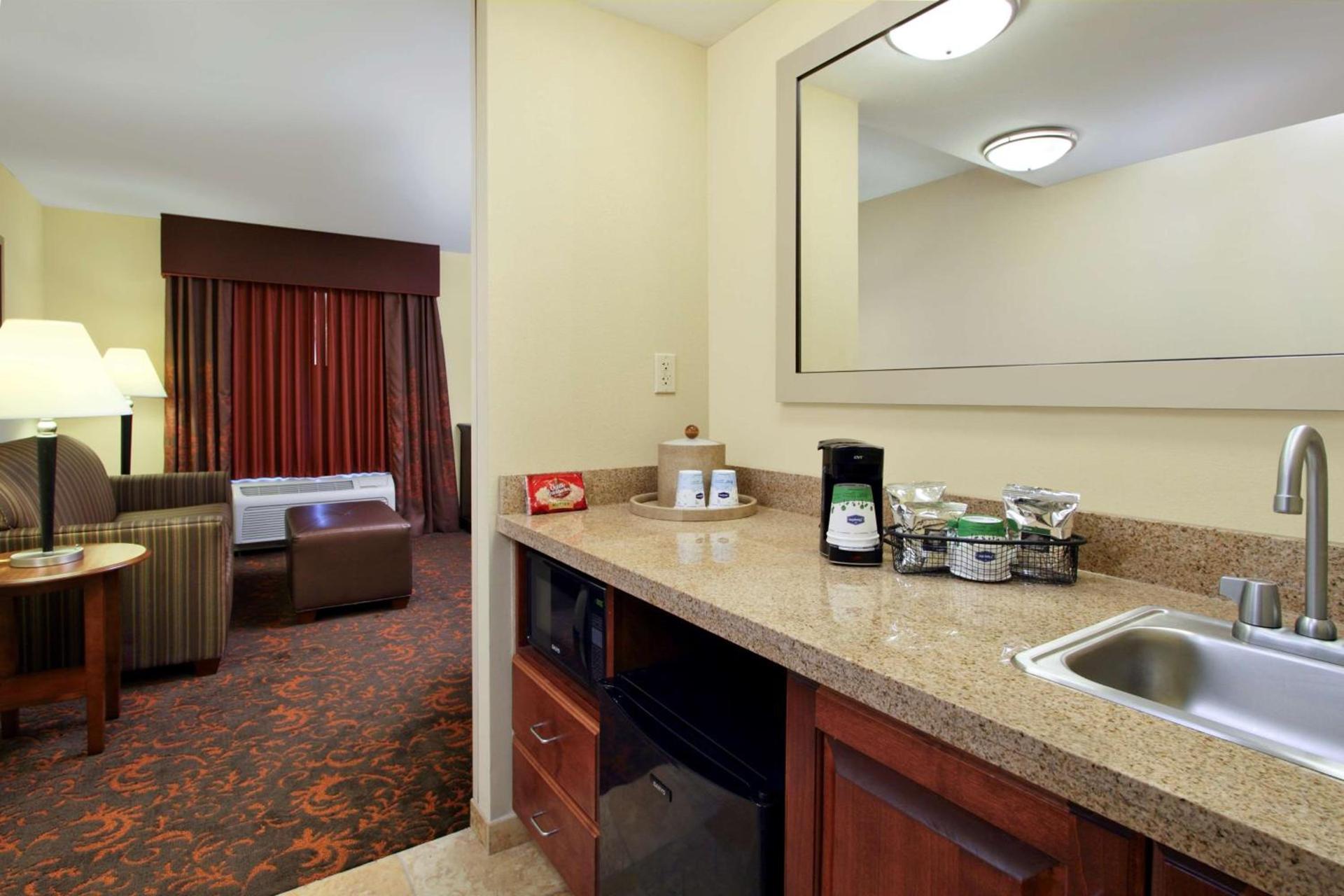 Hampton Inn & Suites Exmore - Eastern Shore photo 23