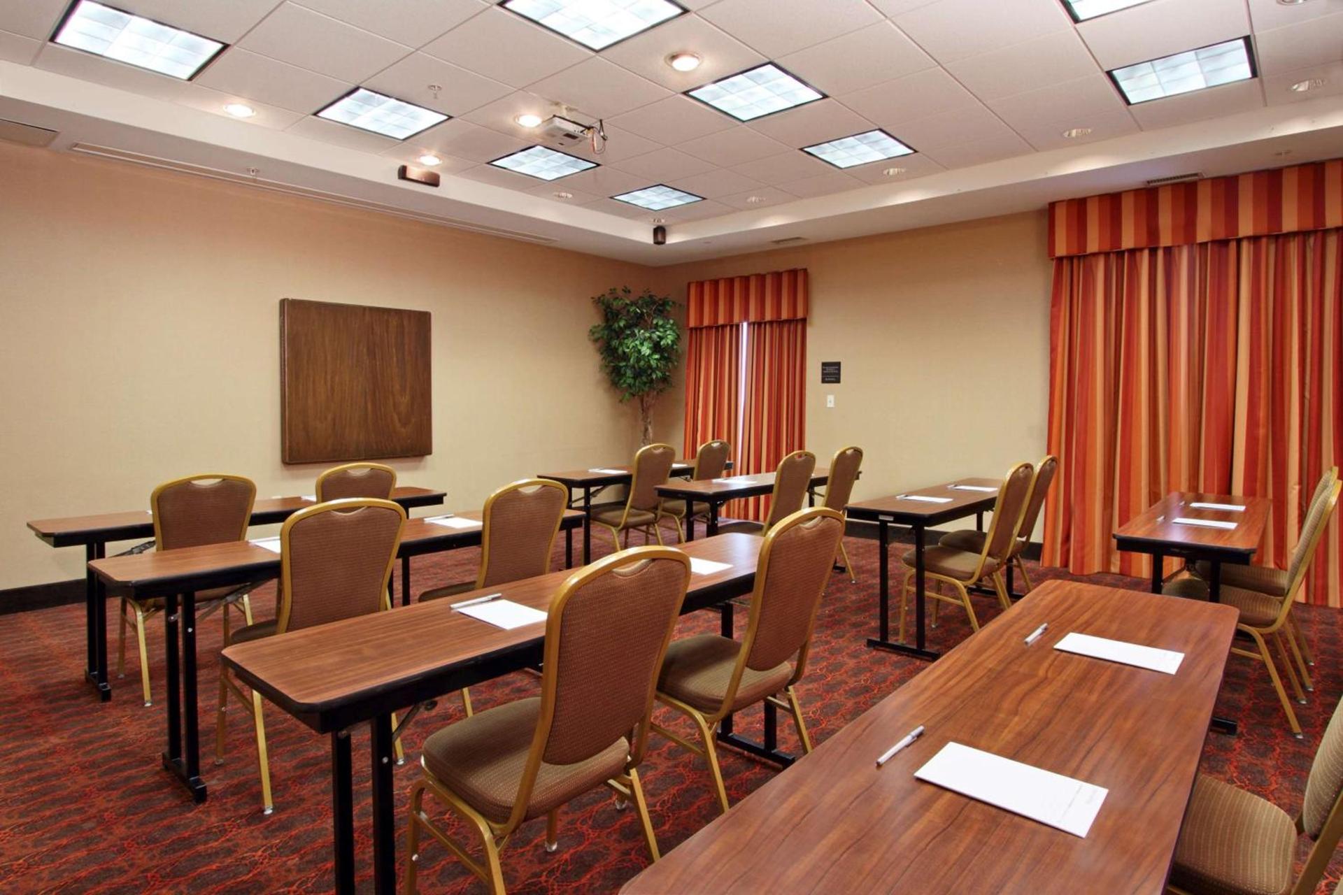 Hampton Inn & Suites Exmore - Eastern Shore photo 28