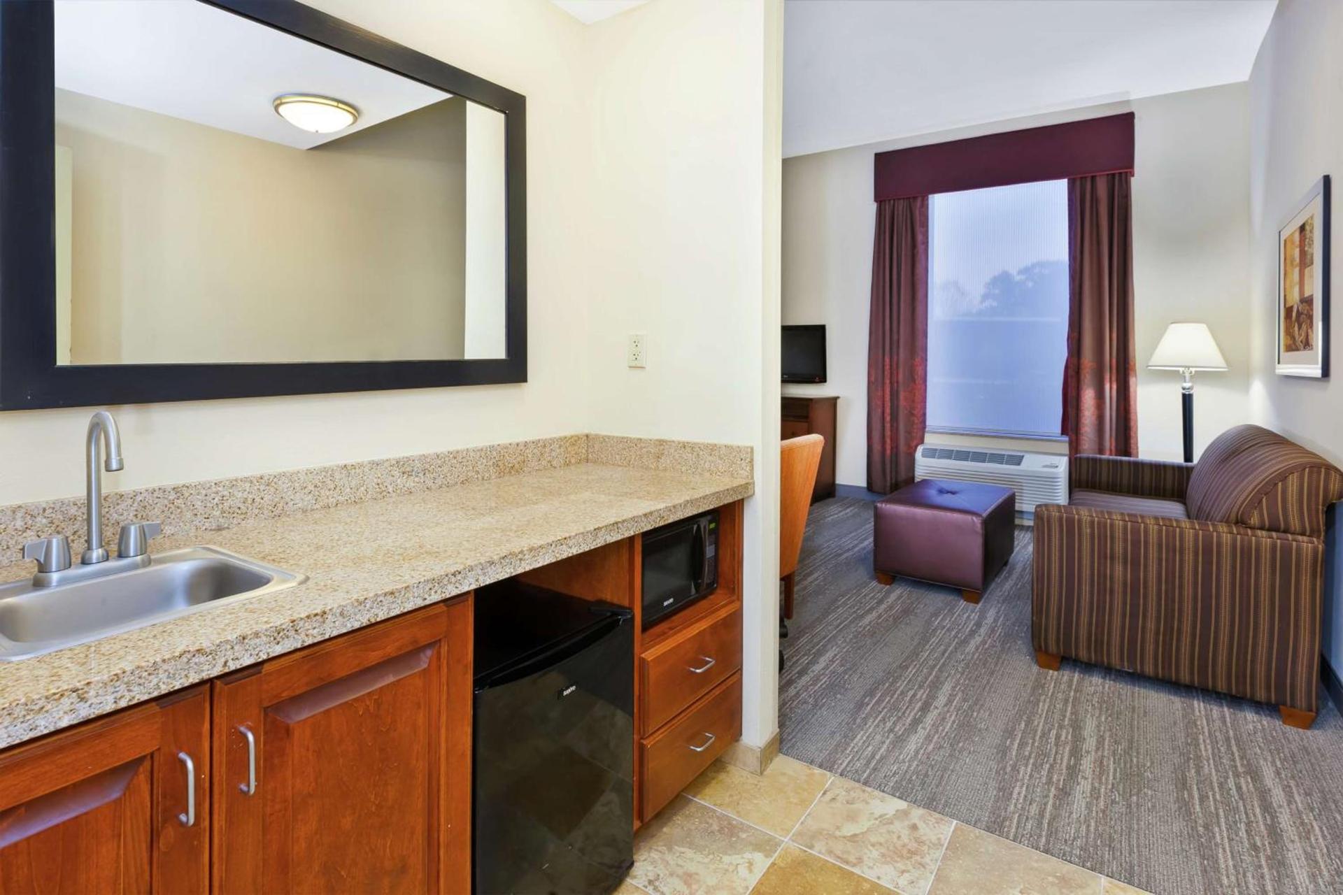 Hampton Inn & Suites Exmore - Eastern Shore photo 32