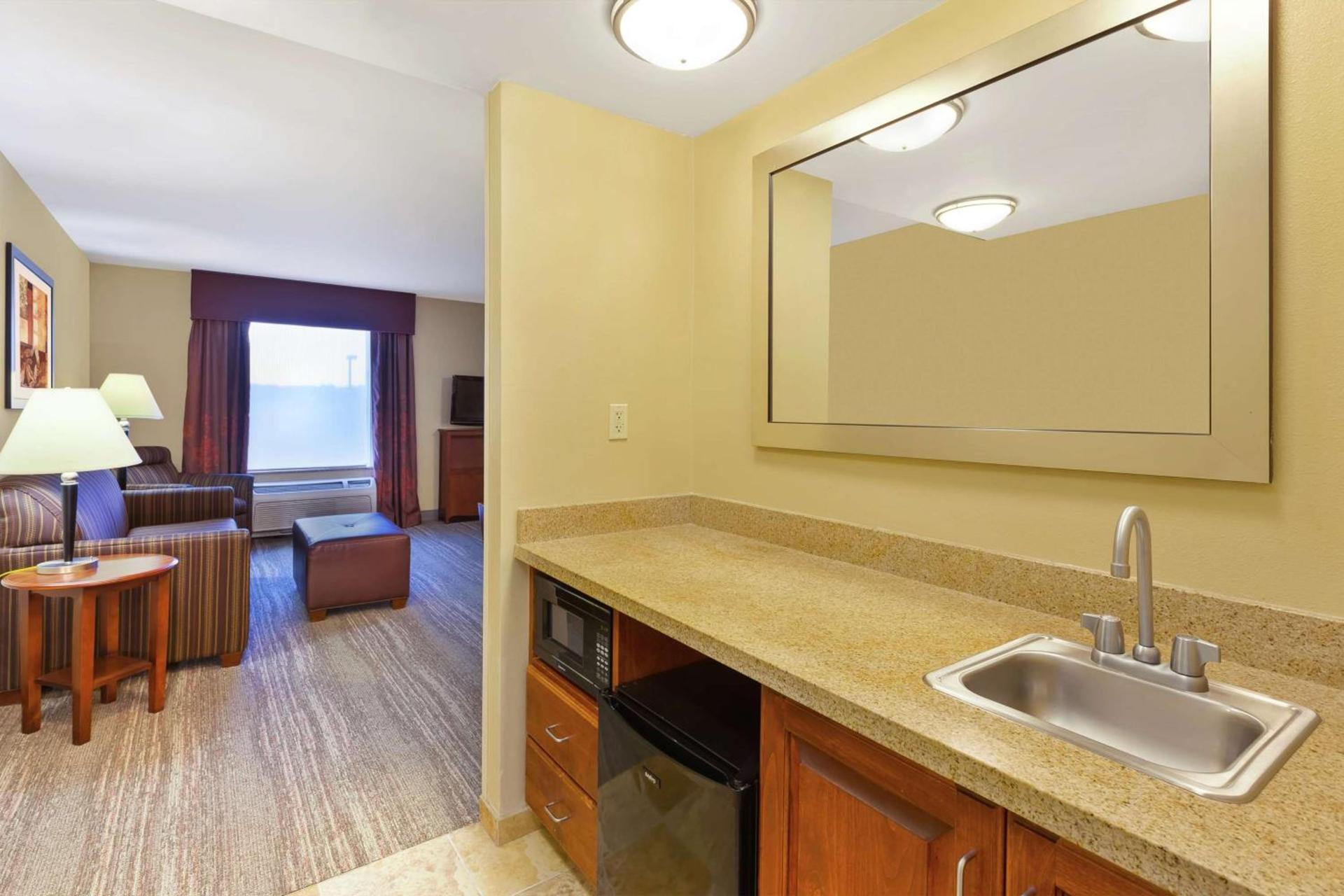 Hampton Inn & Suites Exmore - Eastern Shore photo 35