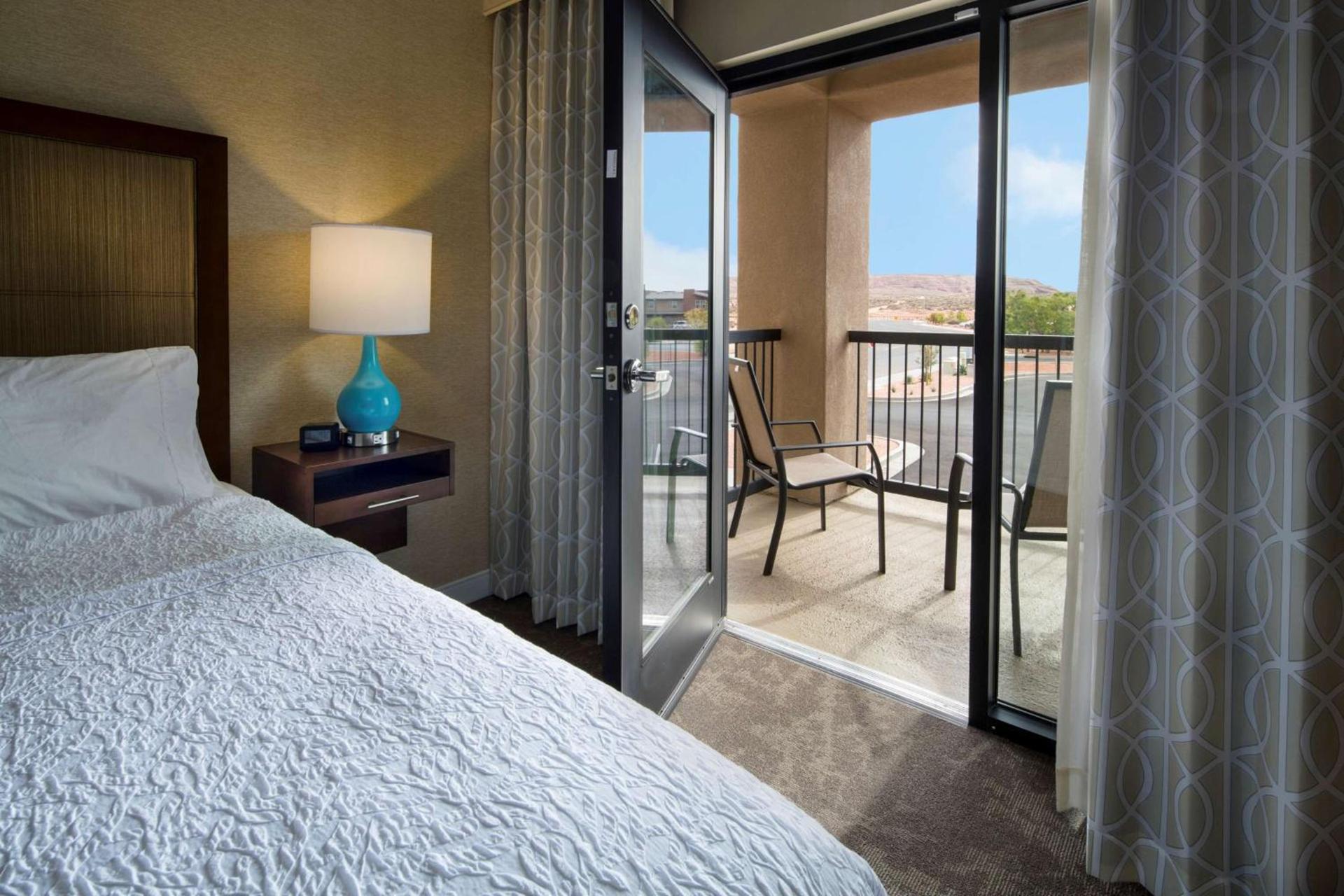 Hampton Inn & Suites Page - Lake Powell photo 20