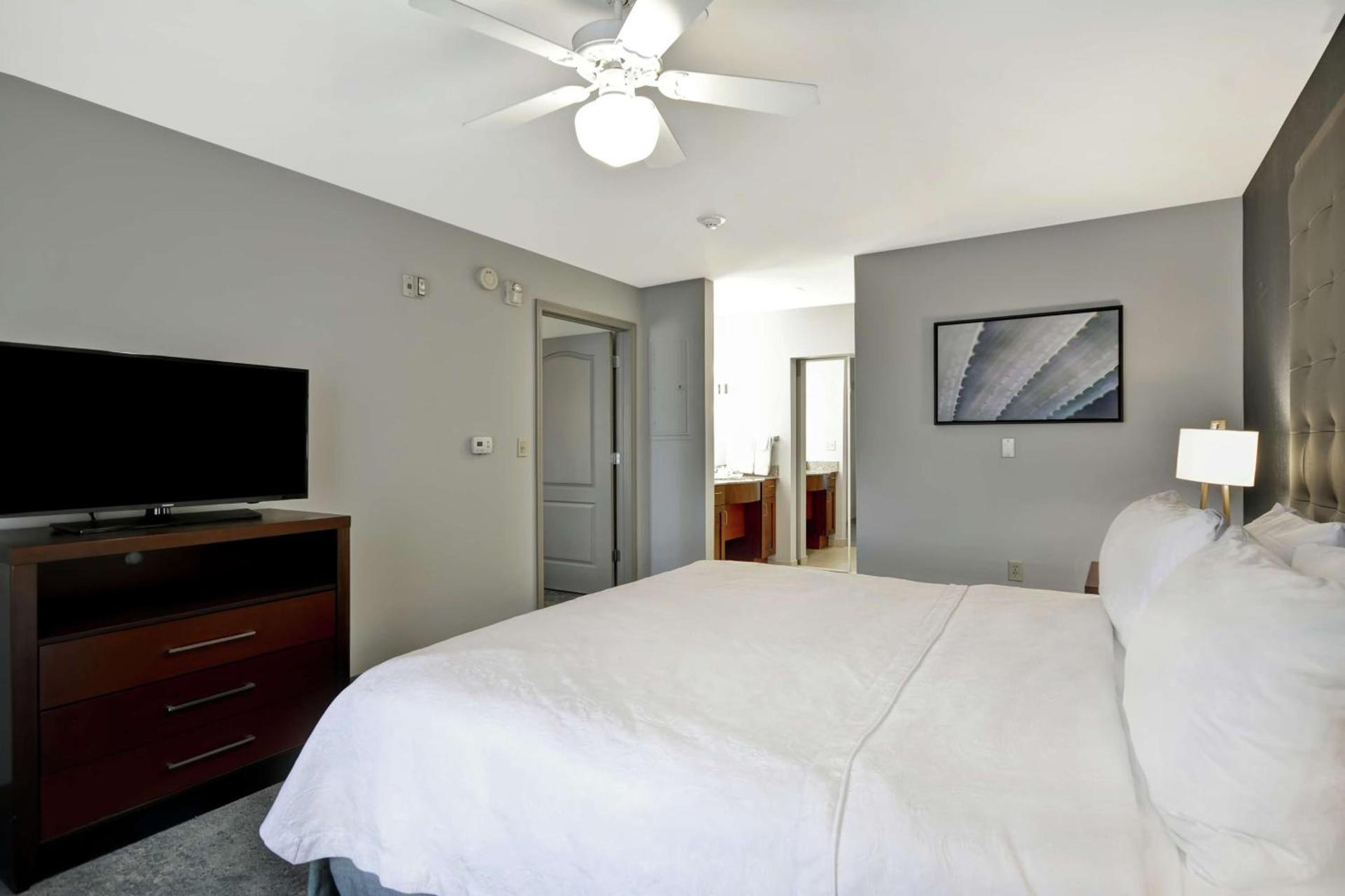 Homewood Suites by Hilton Palm Desert photo 26