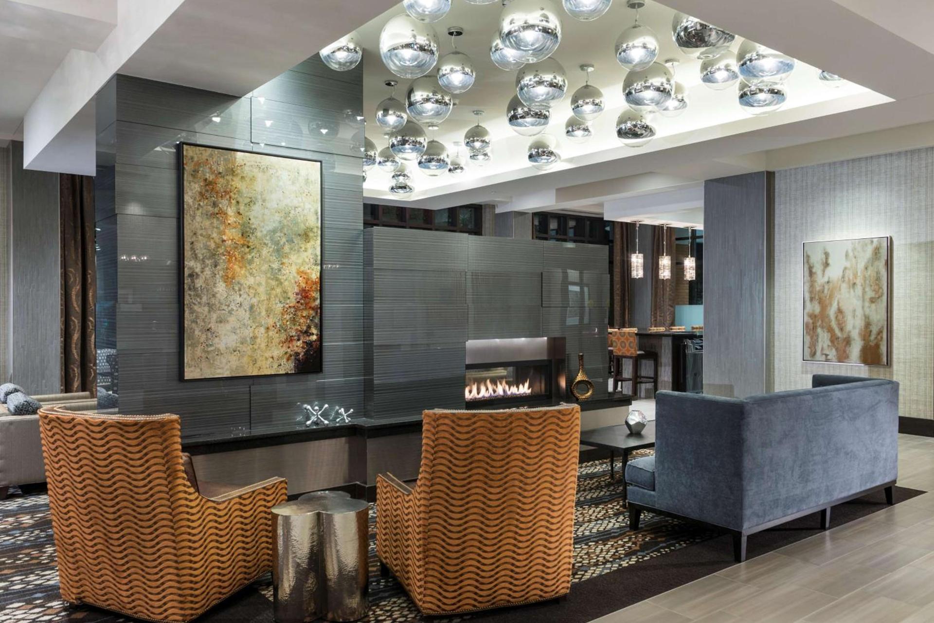Hampton Inn & Suites Portsmouth Downtown photo 11