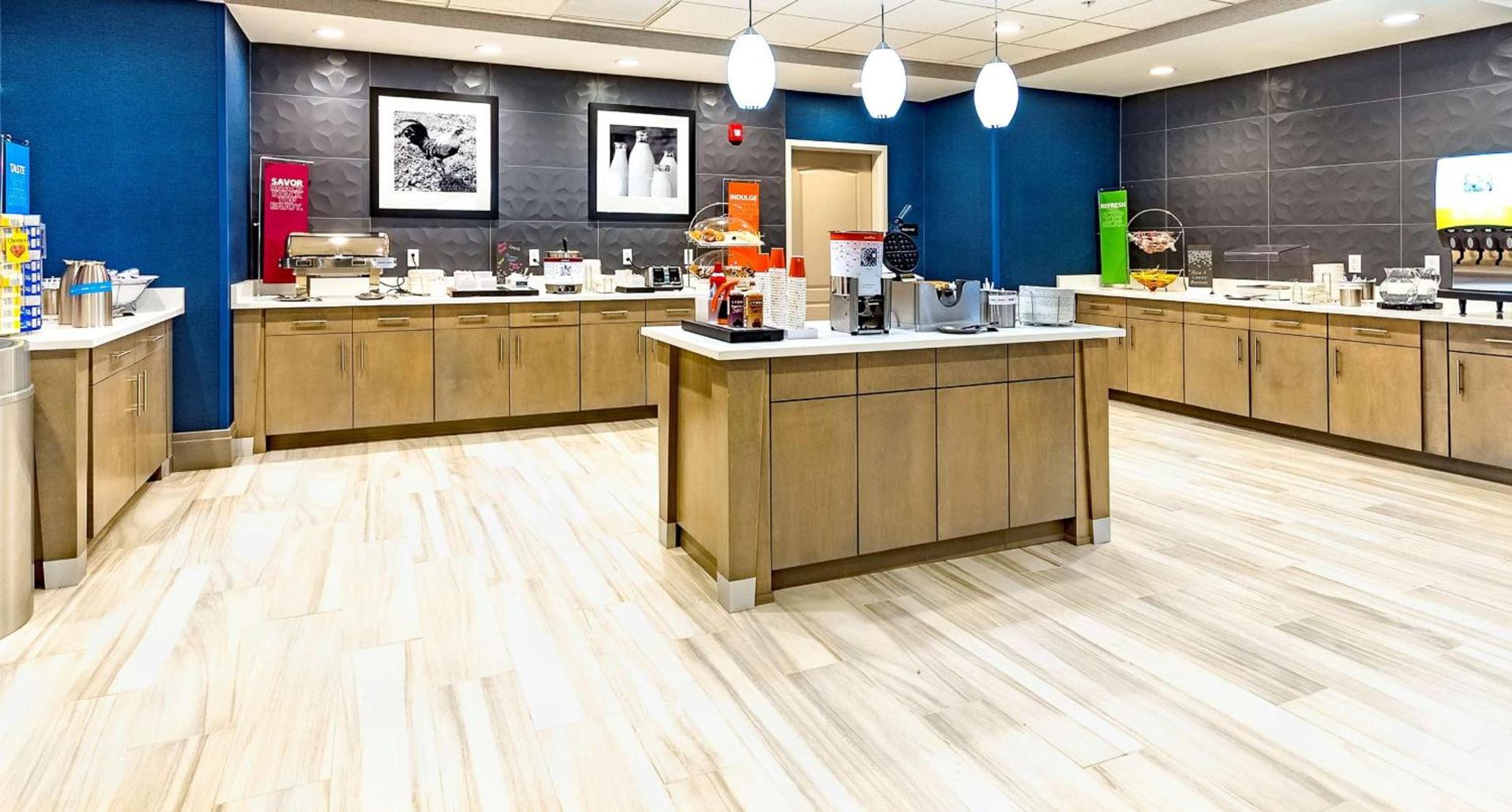 Hampton Inn Lockport - Buffalo, NY photo 17