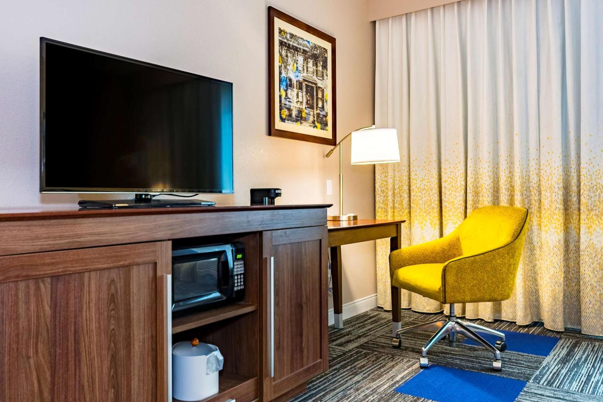 Hampton Inn Lockport - Buffalo, NY photo 25